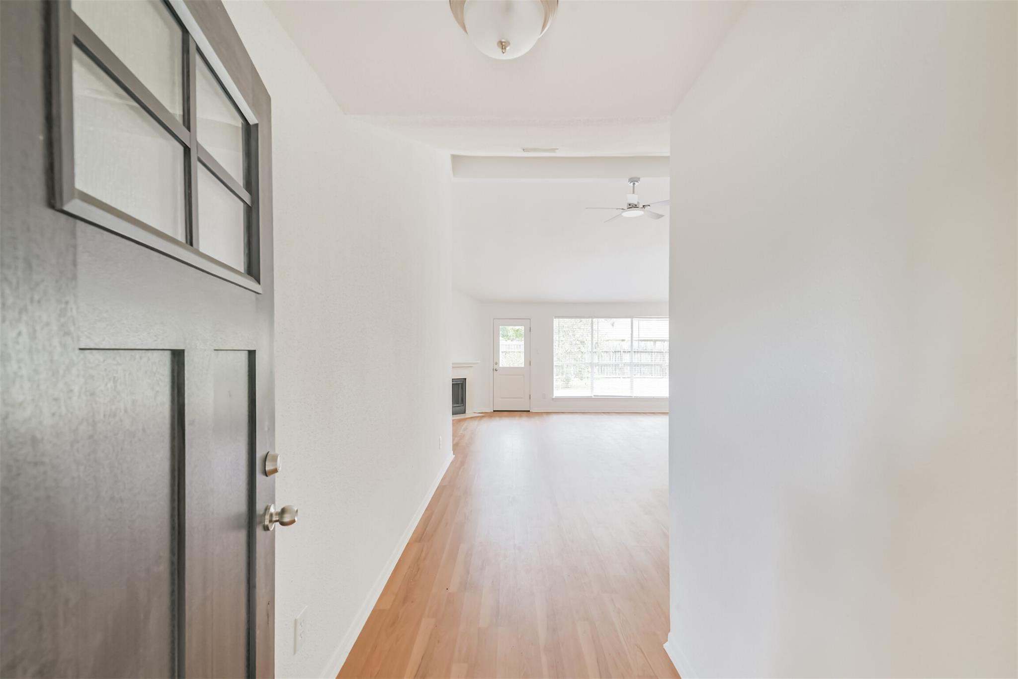 18710 Parfield Lane — photo