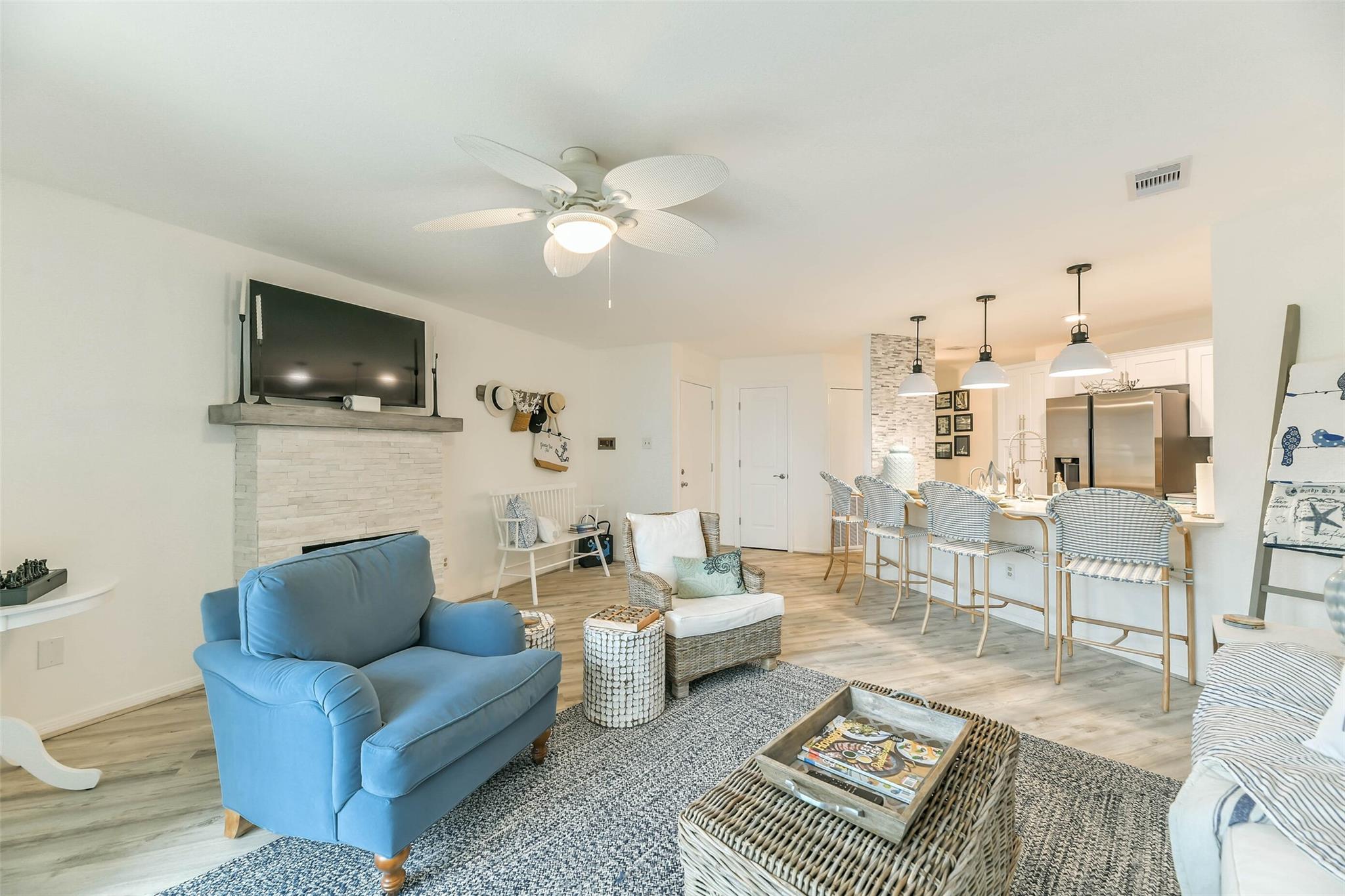 7312 Seawall Boulevard #217 — photo