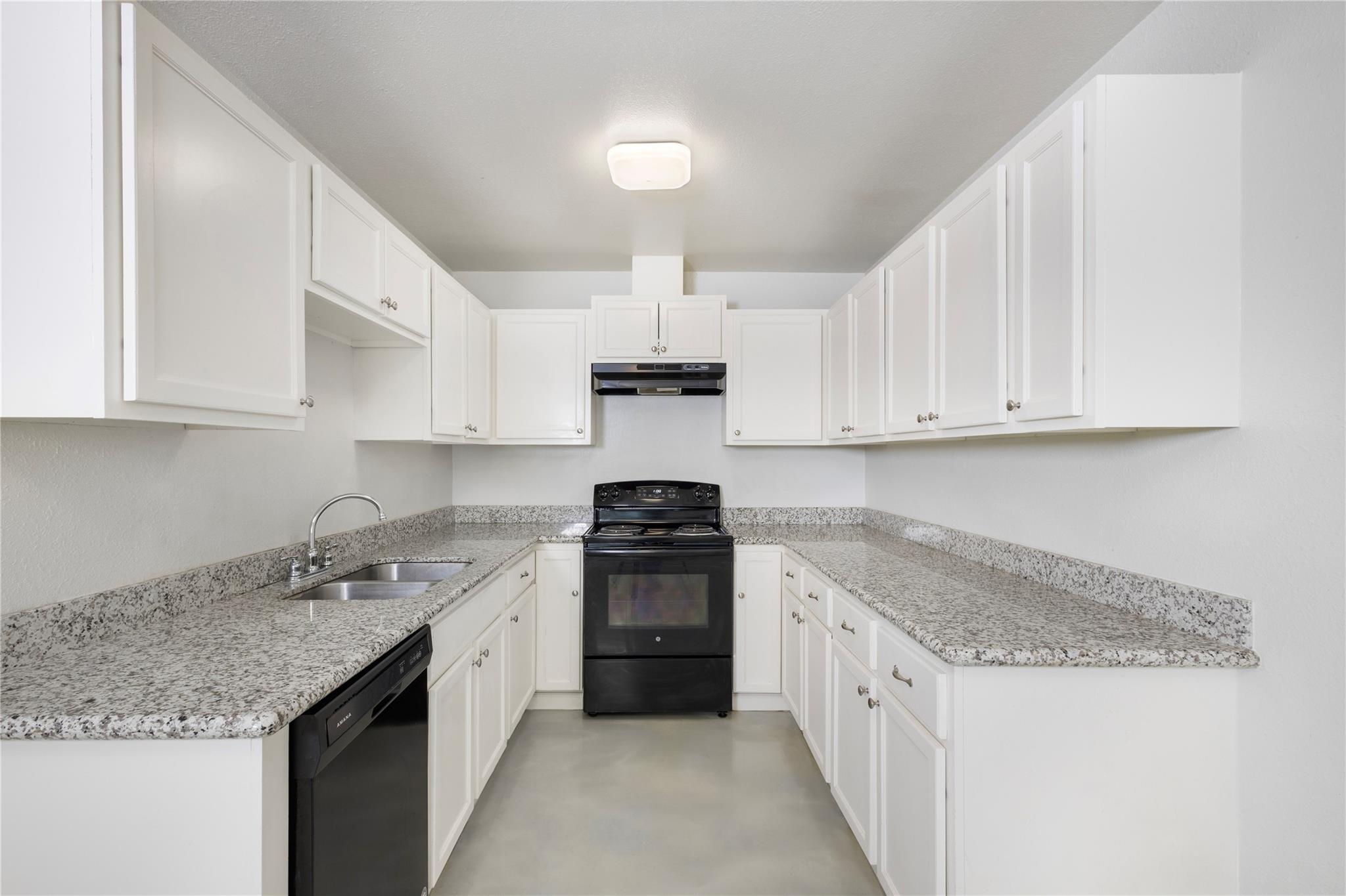 638 Luke Street — photo