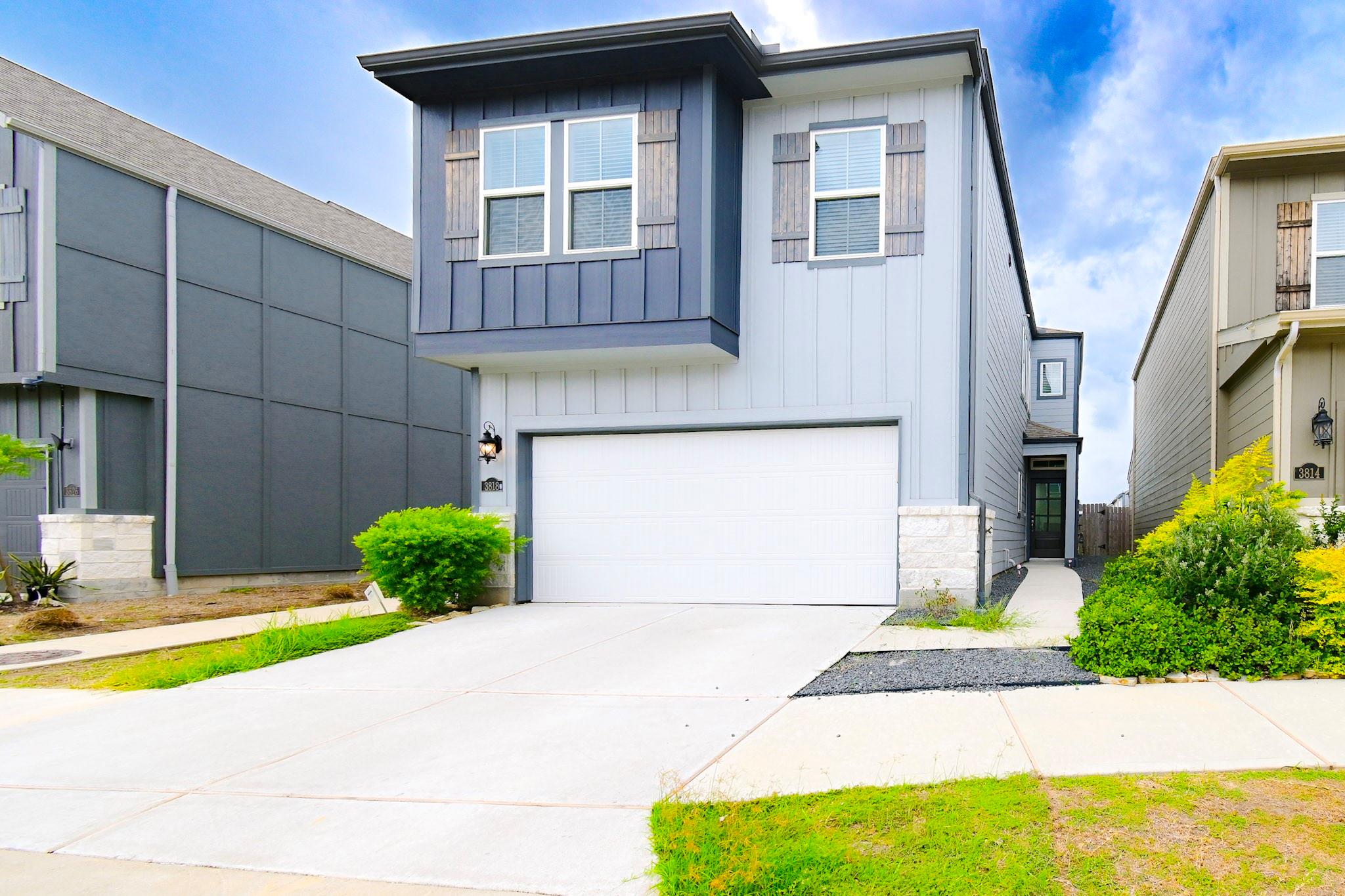 3818 Glossy Lake Drive — photo