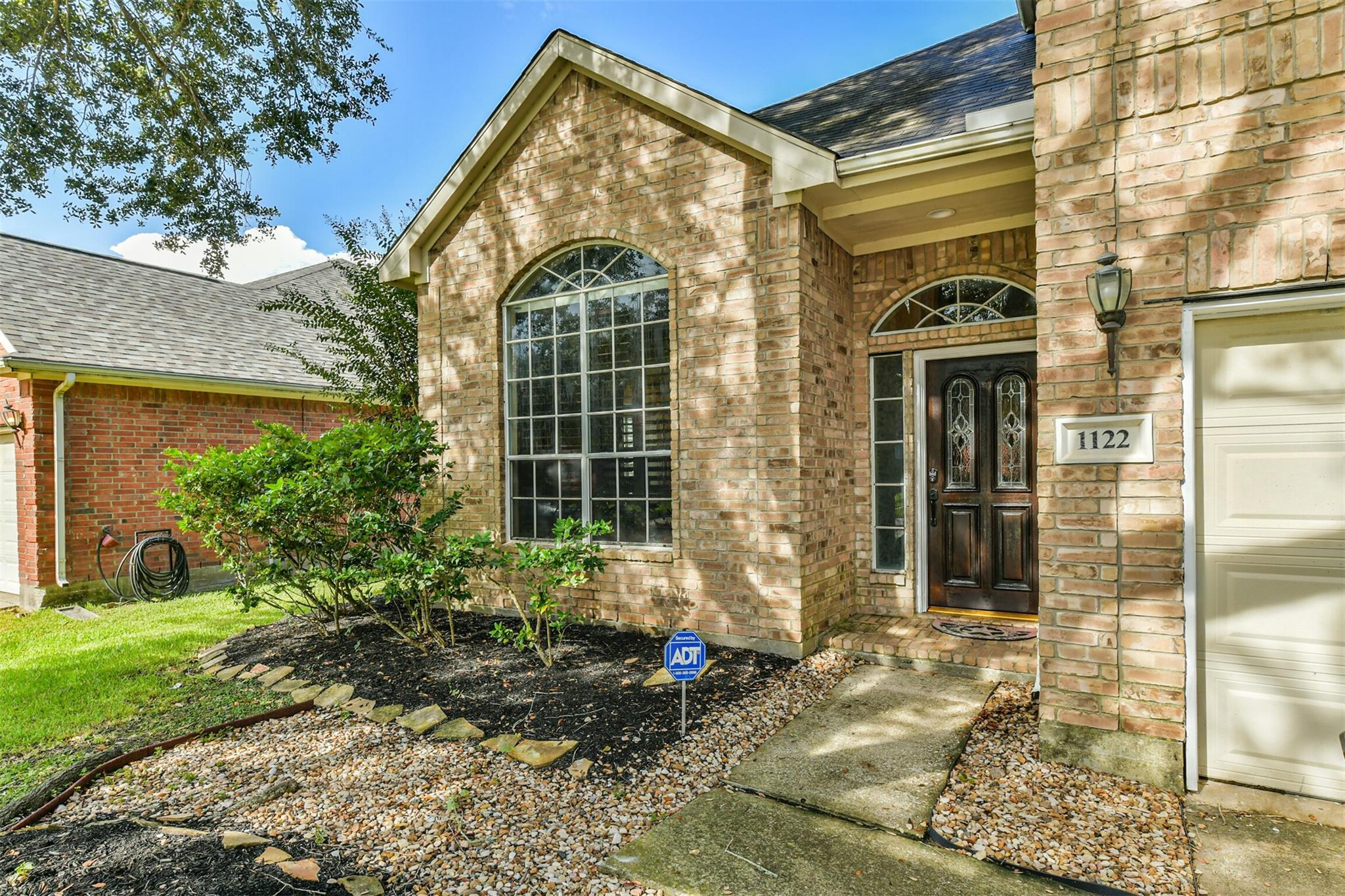1122 Sussex Trail — photo