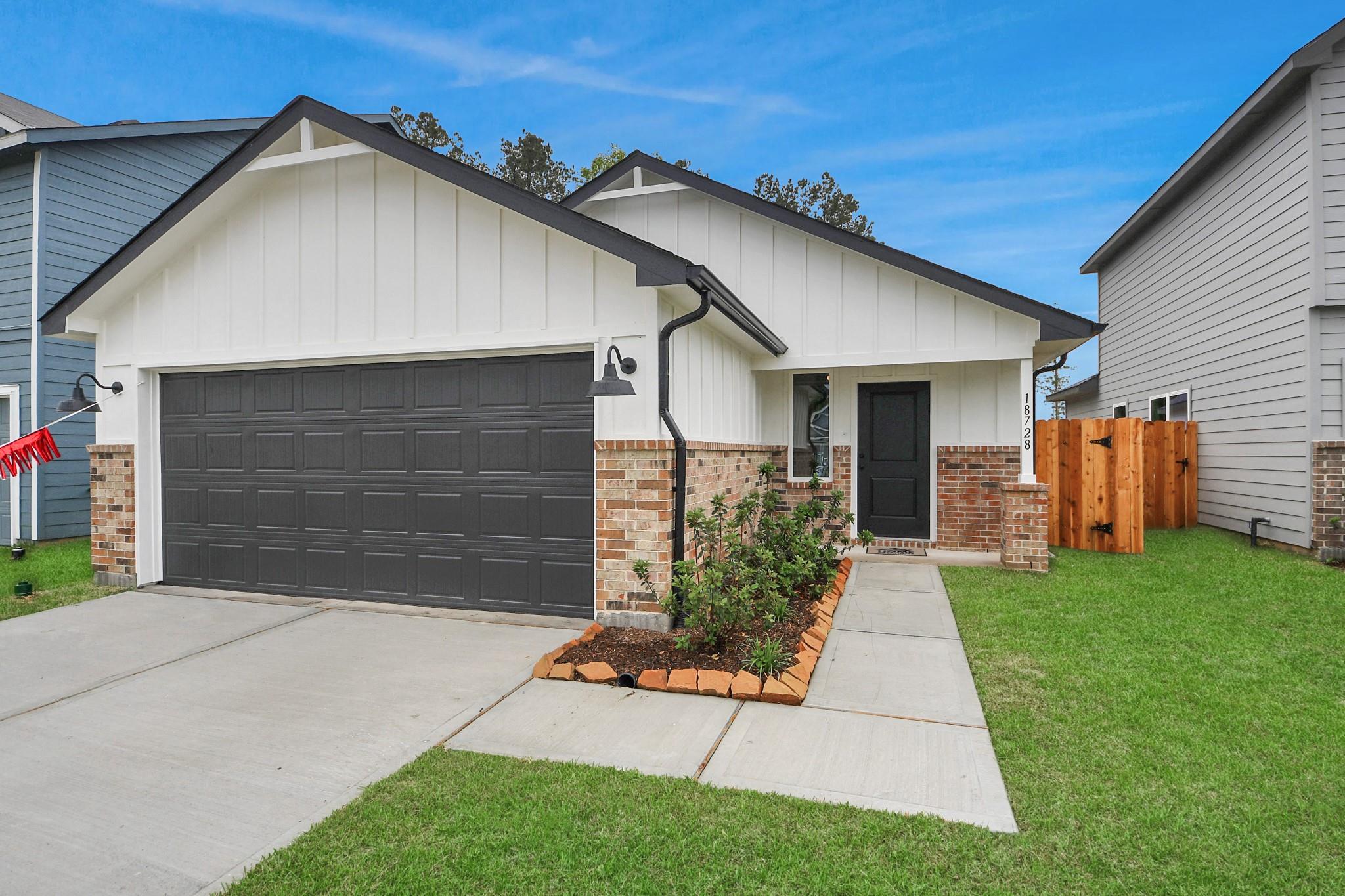 18728 Loom Drive — photo