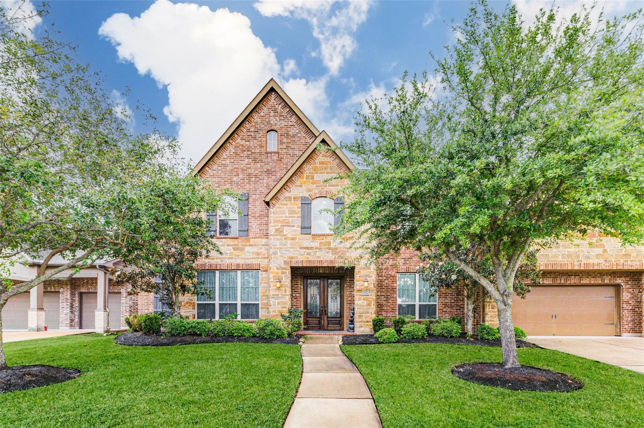 26927 Shoal Glen Lane — photo