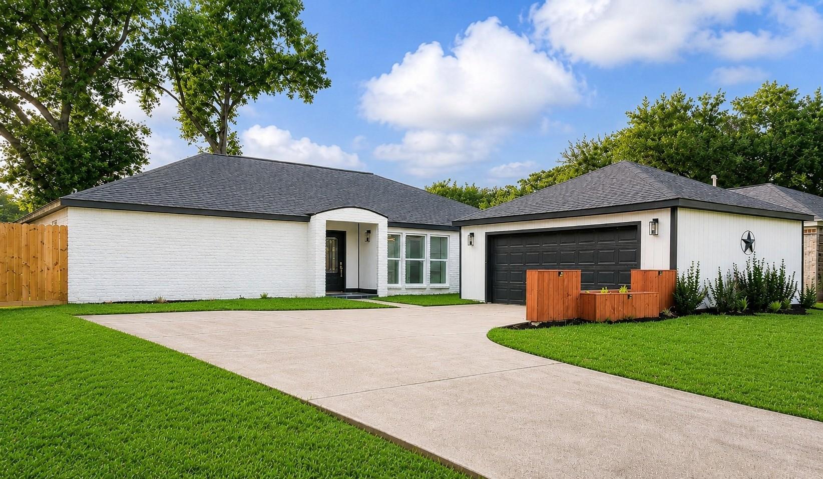 1722 Cherry Bend Drive — photo