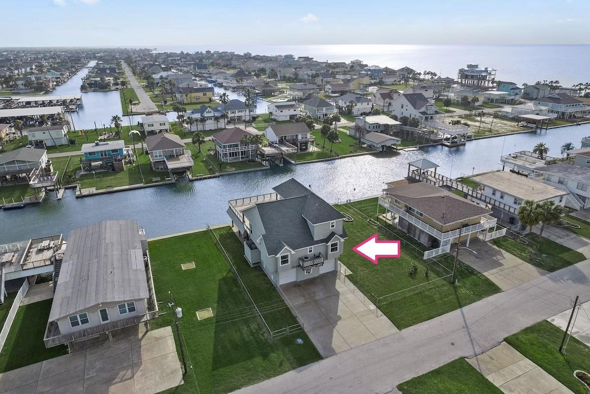 3814 Brewster Key — photo