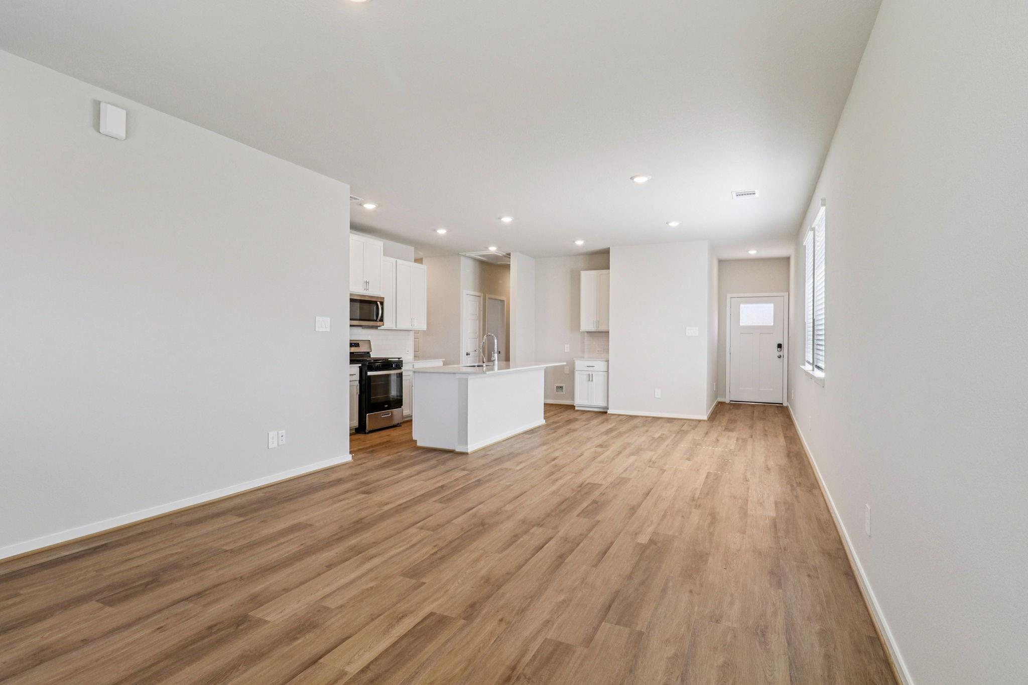 11422 Zenyatta Lane — photo