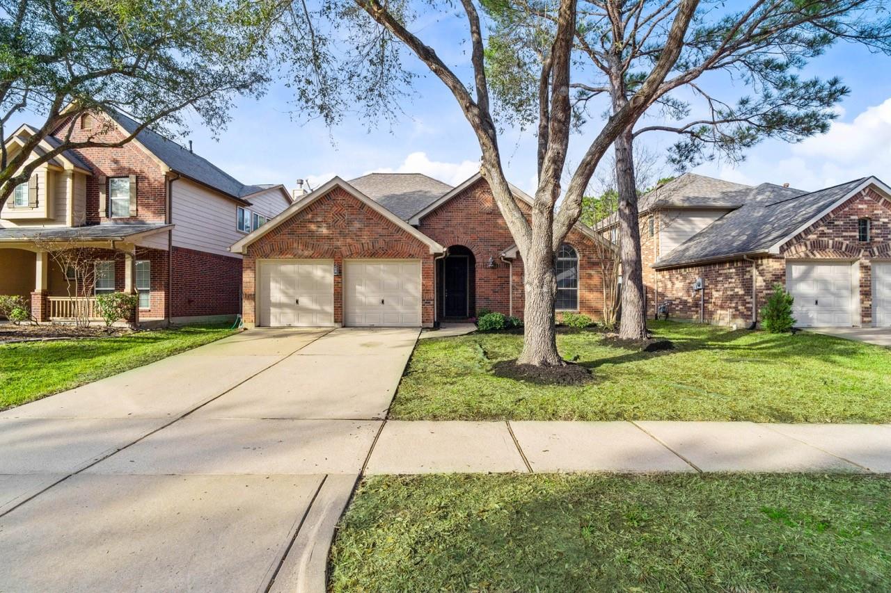 4327 Wellington Grove Lane — photo