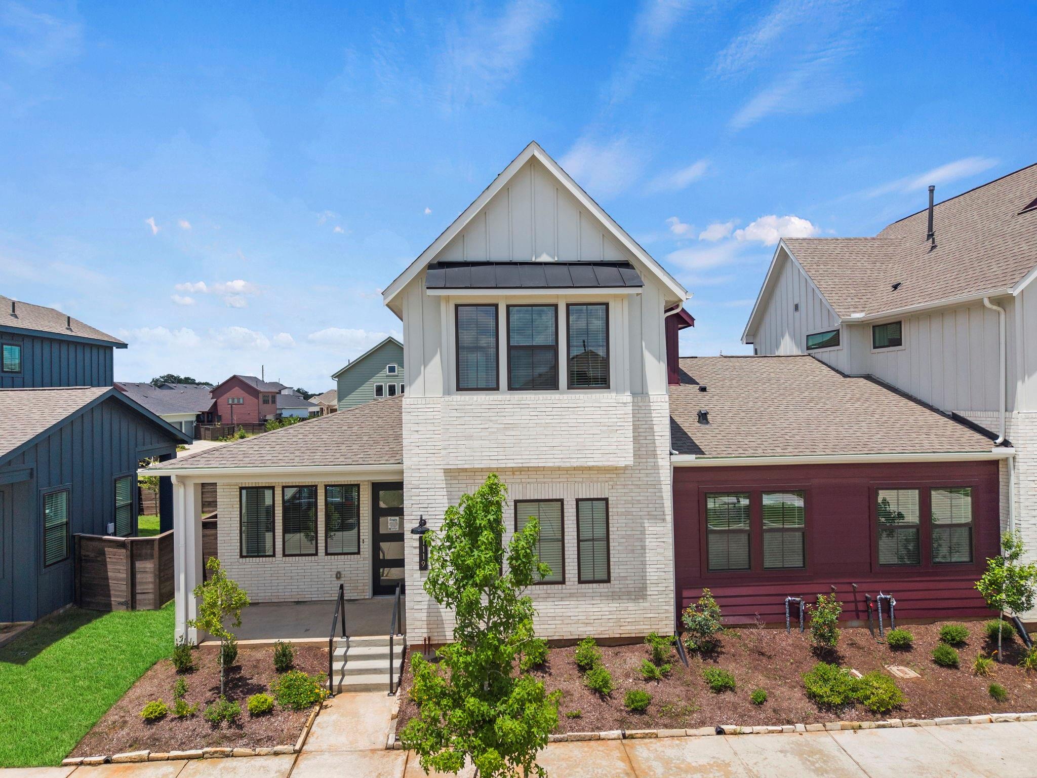 1119 Mercantile Street — photo