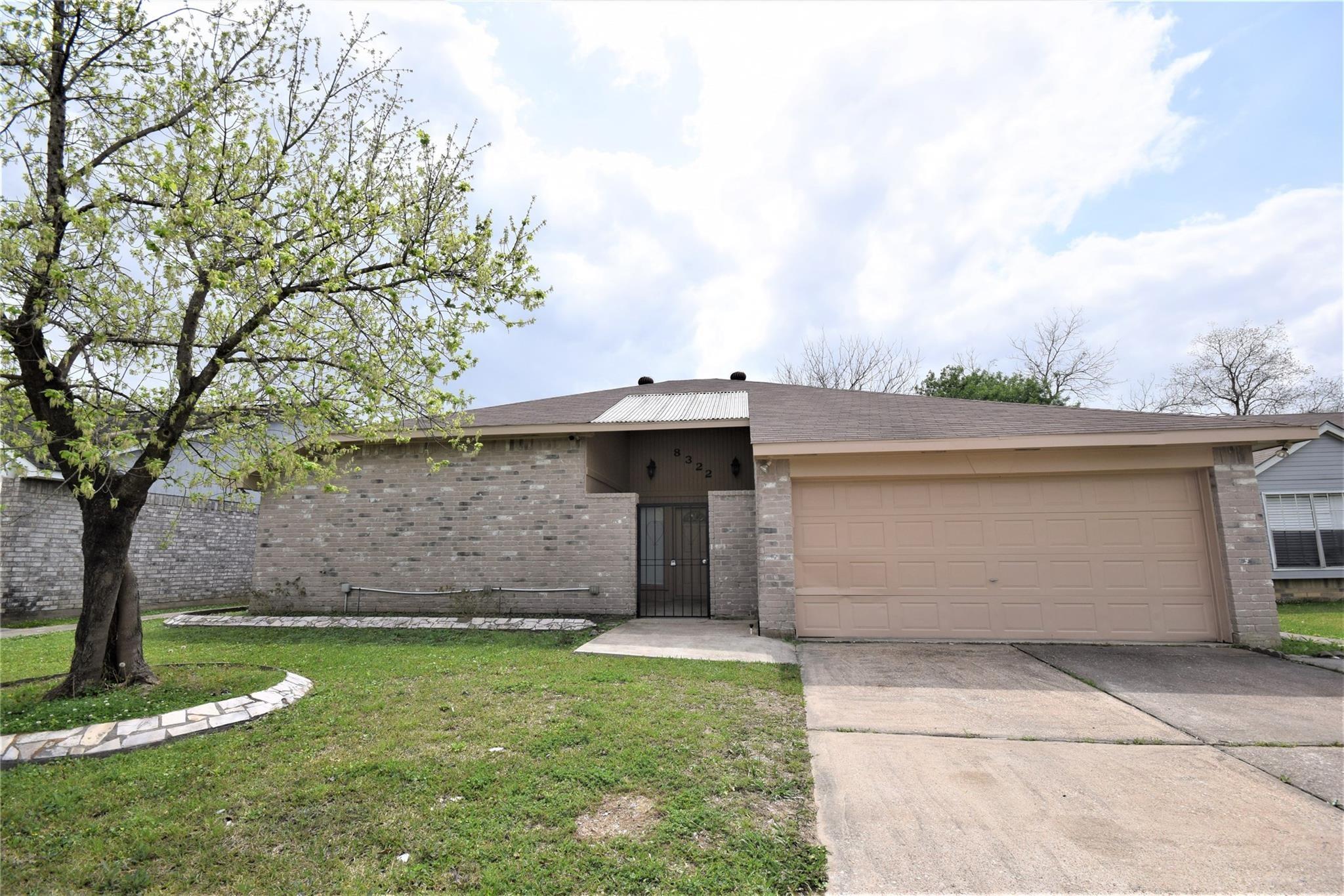 8322 Carmelwood Lane — photo