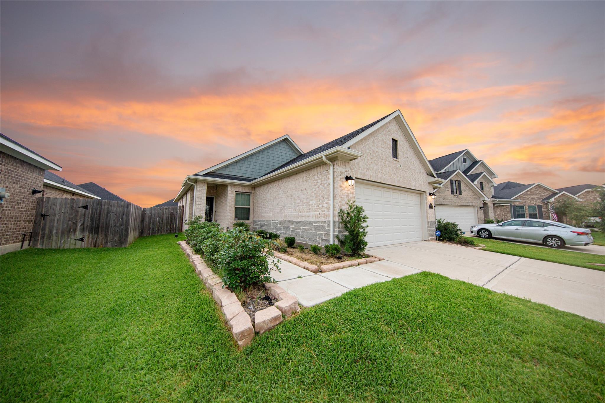 31206 Whitfield Court — photo