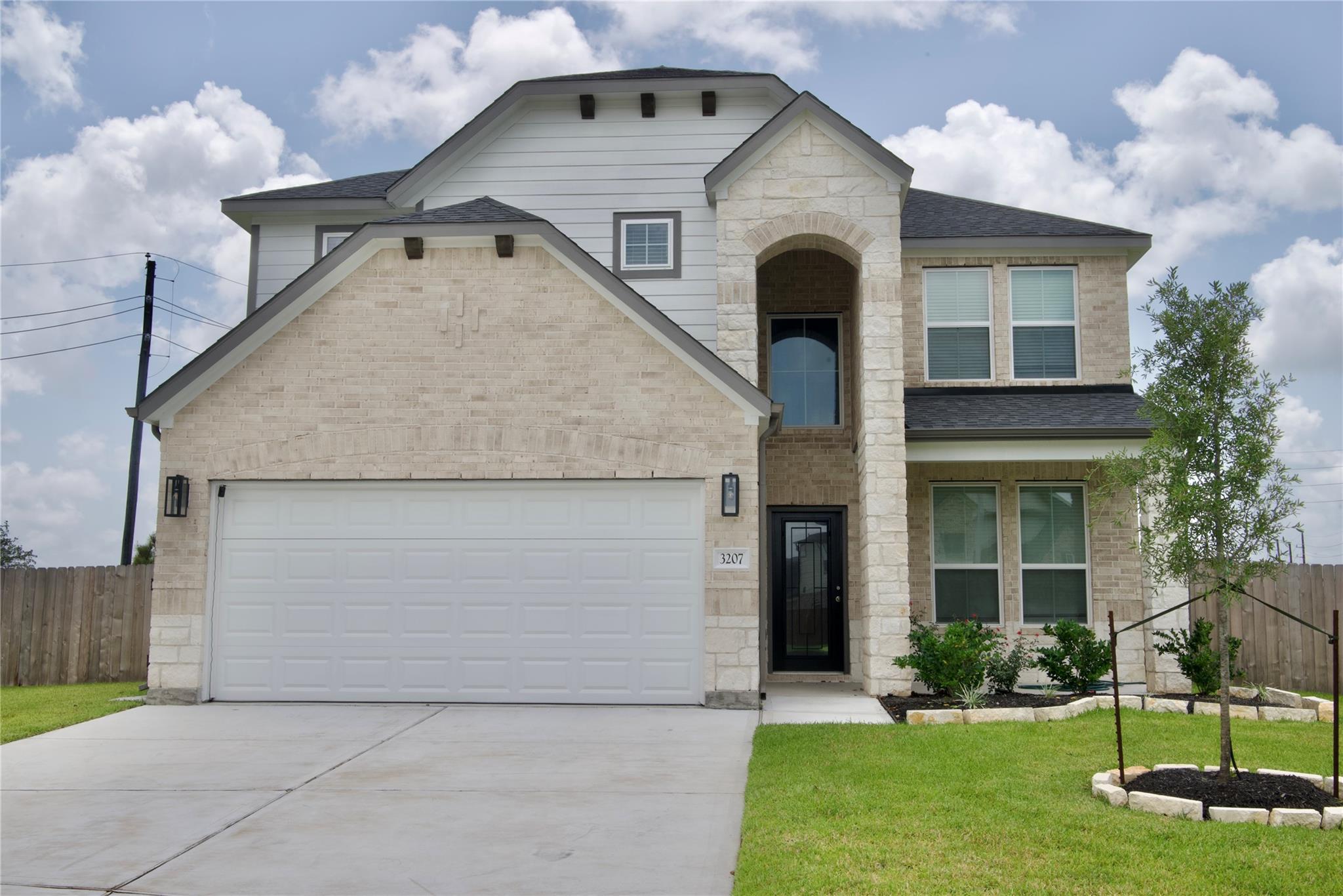 3207 Tilley Drive — photo