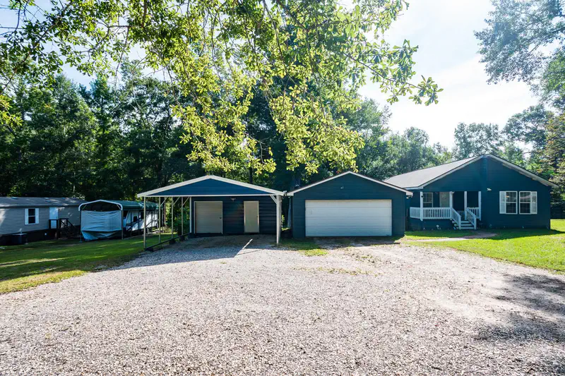 206 County Road 362 — photo
