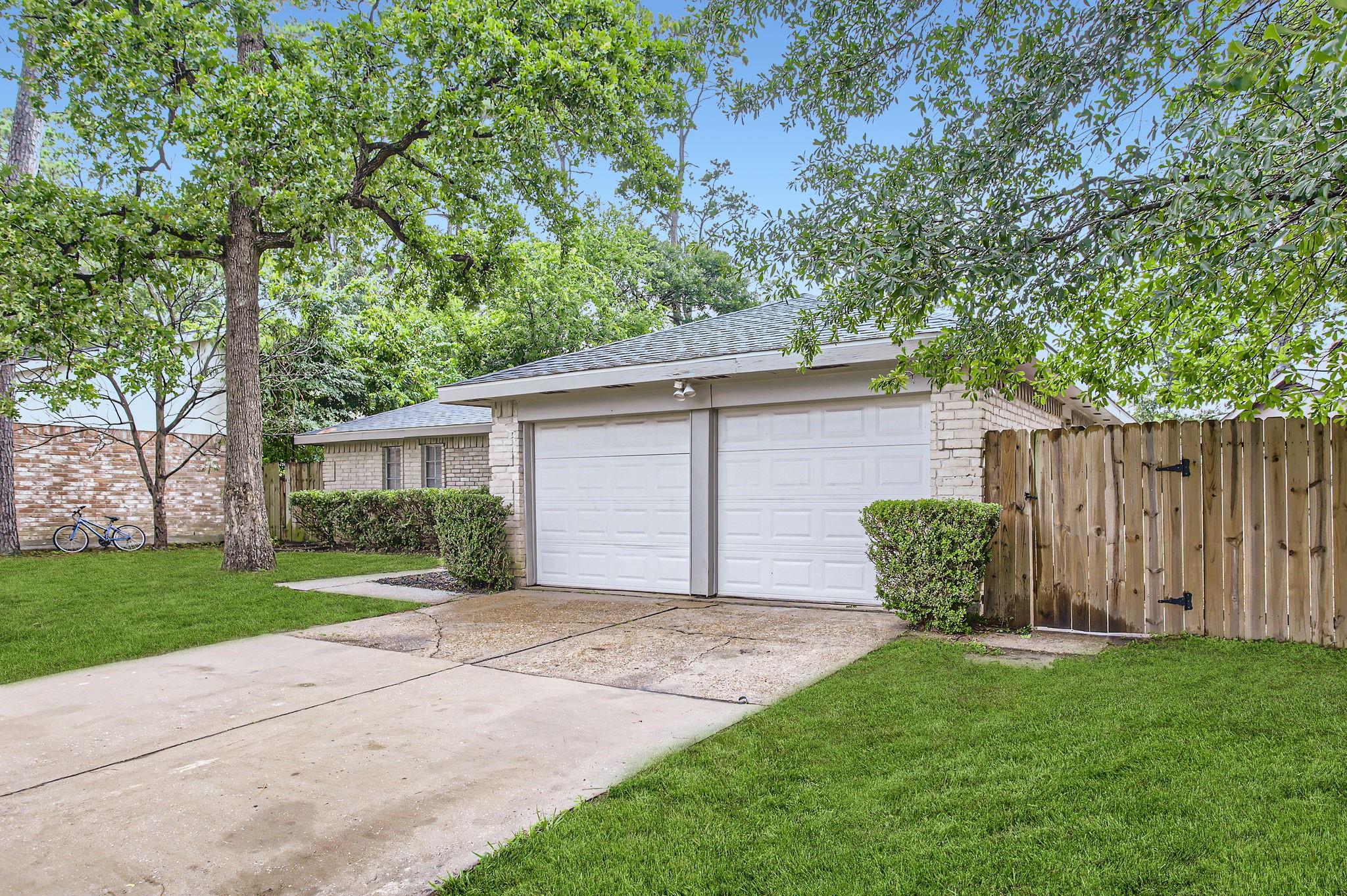 5607 Circlegate Drive, Spring, TX 77373 — photo 3