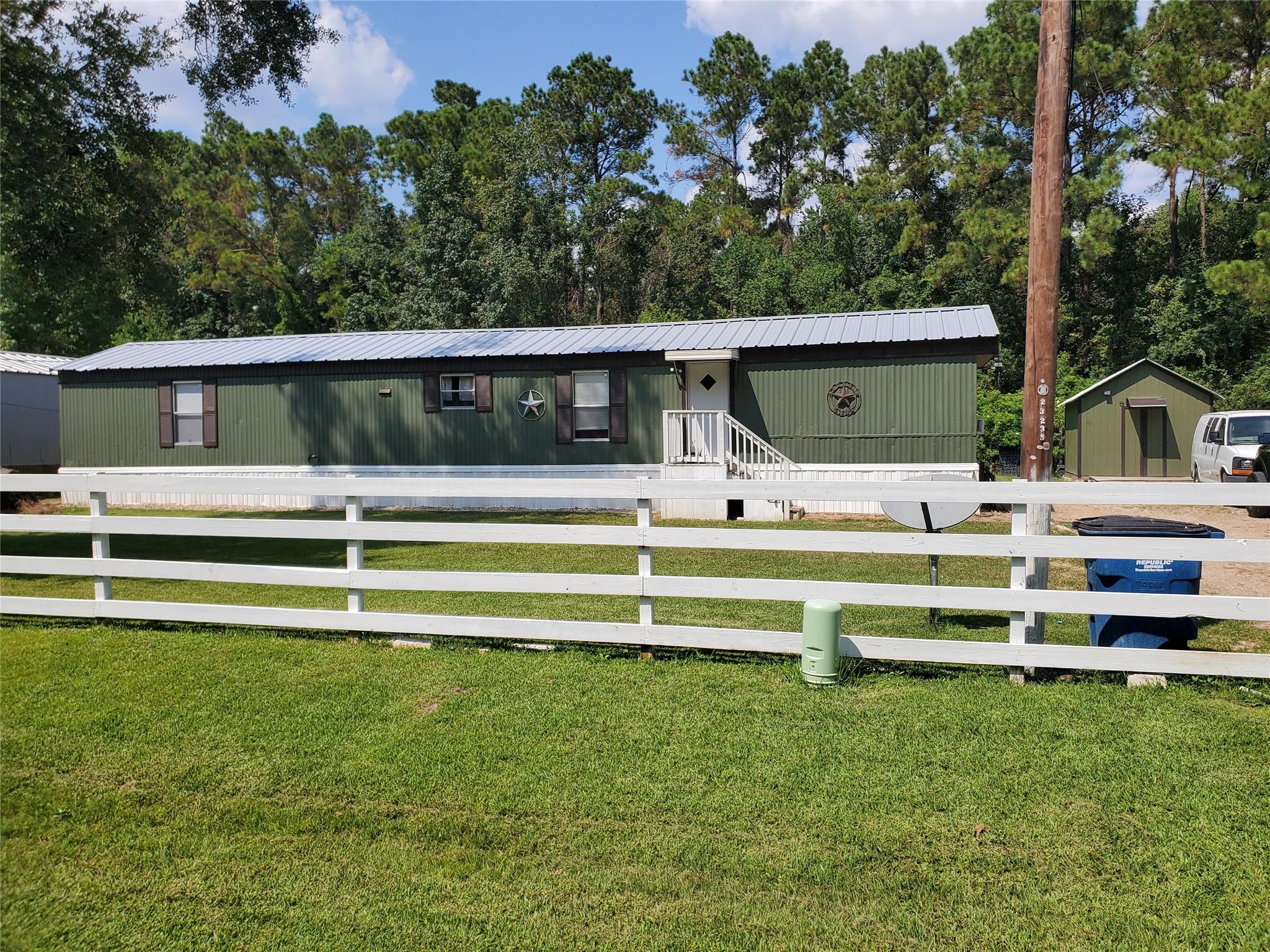 19059 Rolling Hills Drive — photo