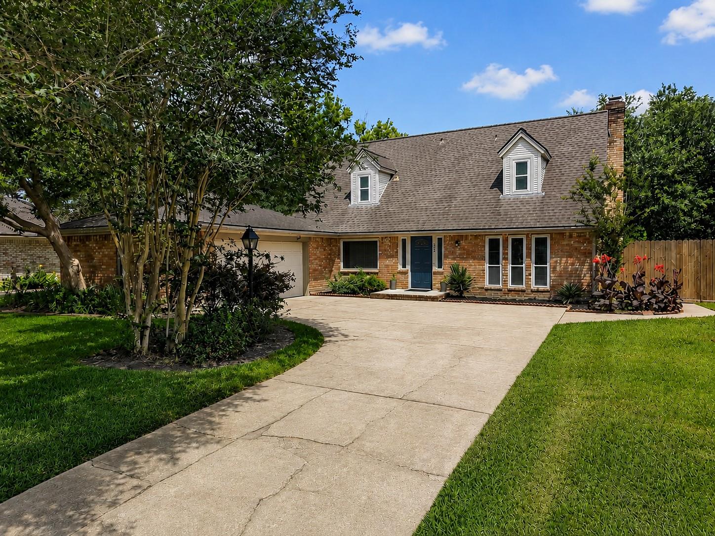 209 Palm Aire Drive — photo
