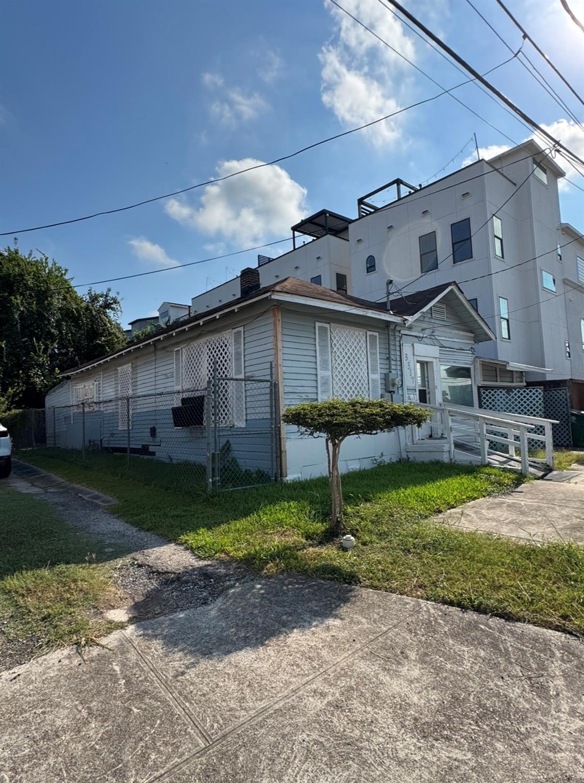3317 Pease Street — photo