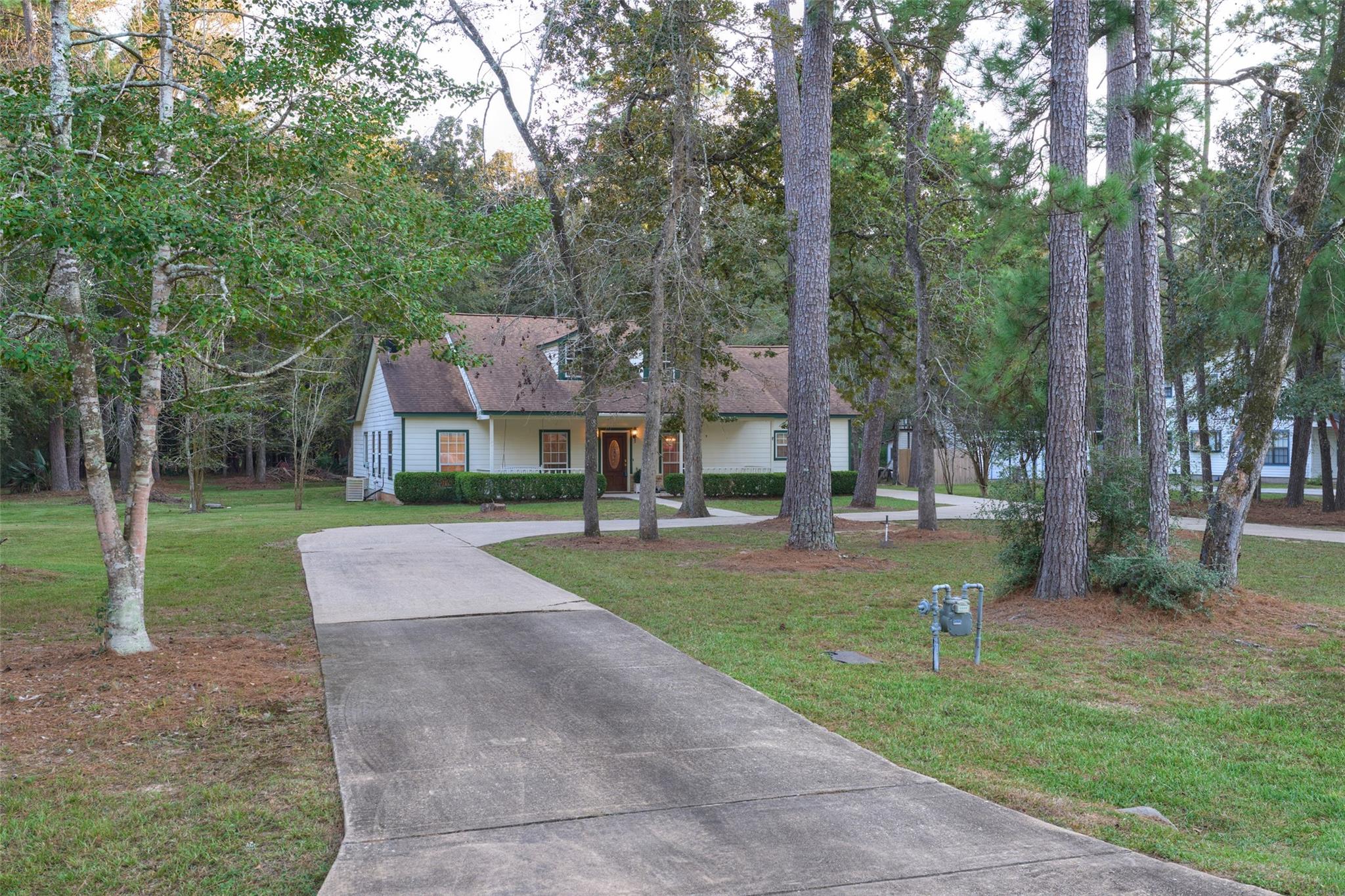 12 Timber Lane, Conroe, TX 77384 — photo 3