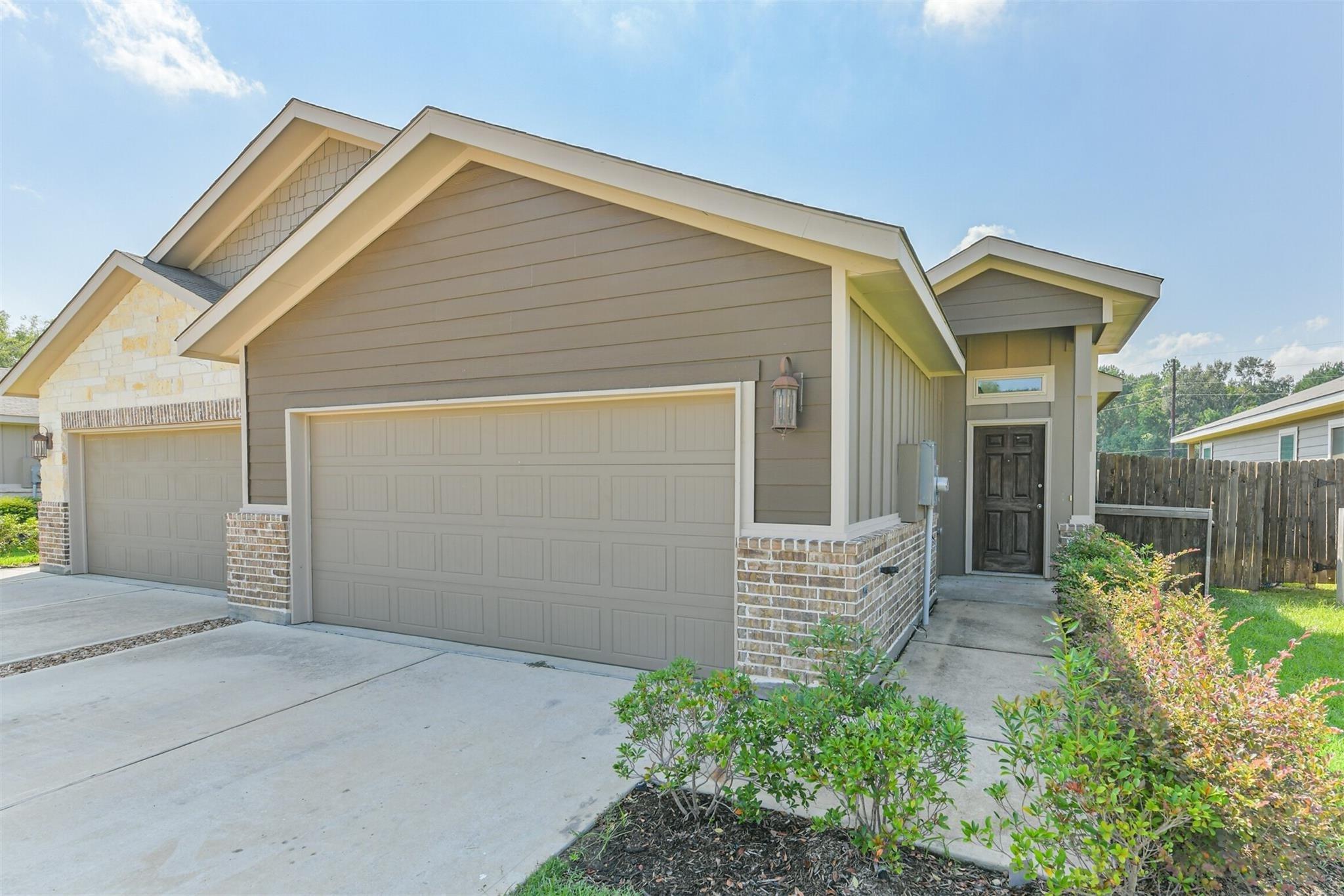 122 Wickersham #B — photo