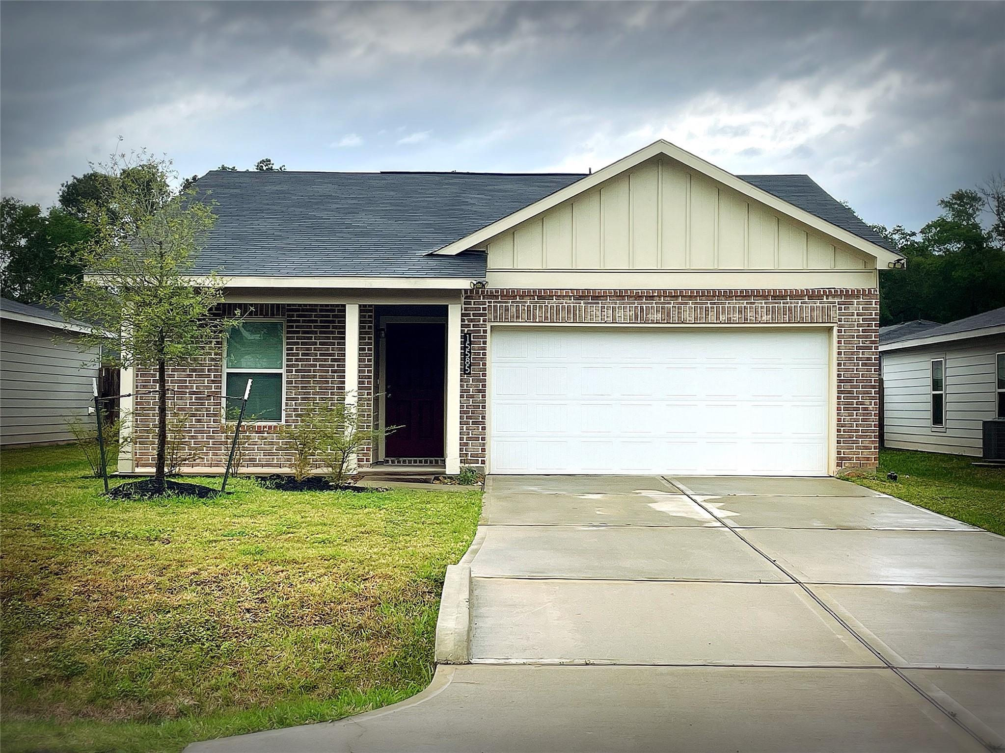 15585 Briar Forest Drive — photo