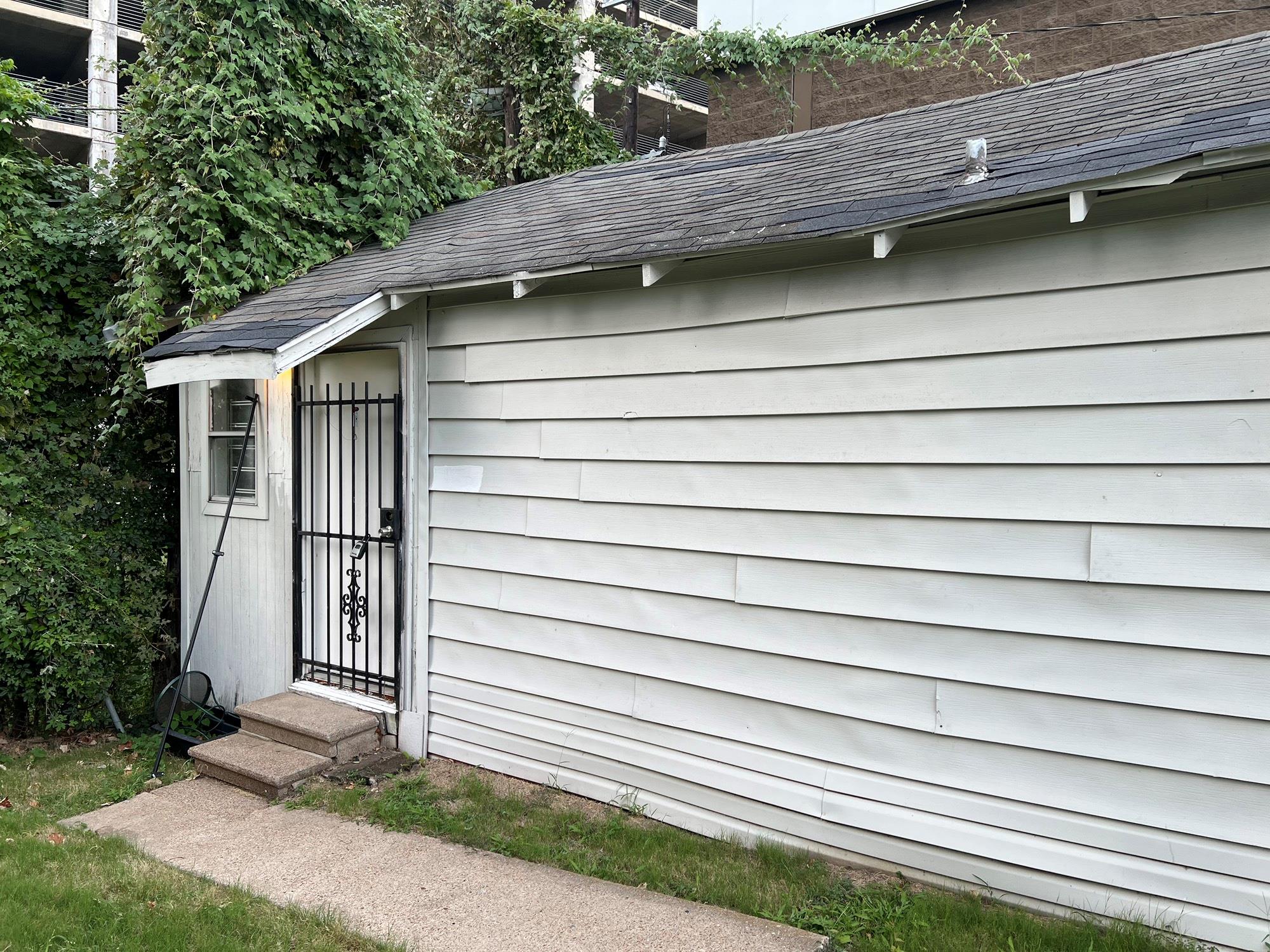 124 Carson Court — photo