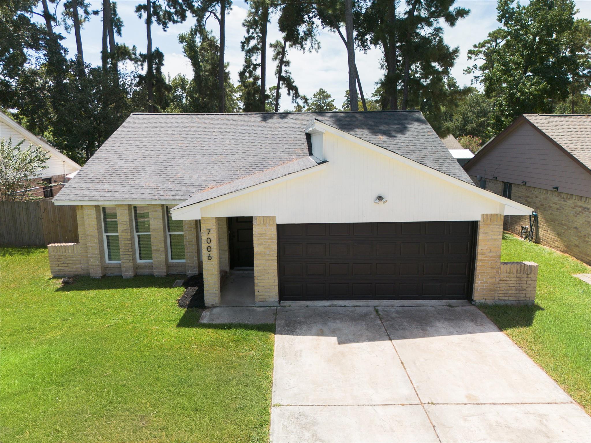 7006 Foxfield Lane — photo