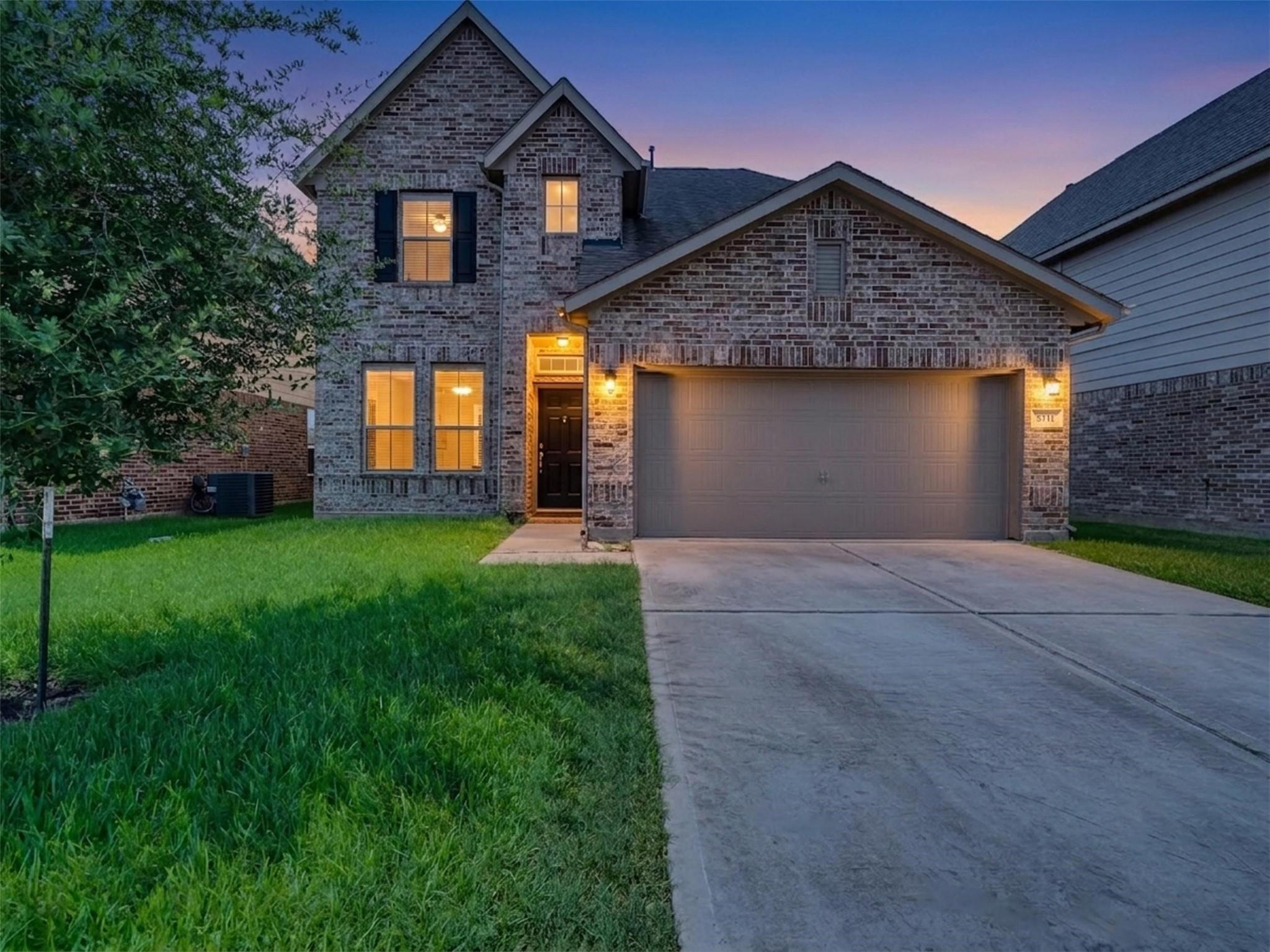 2711 Painted Sunrise Trail — photo