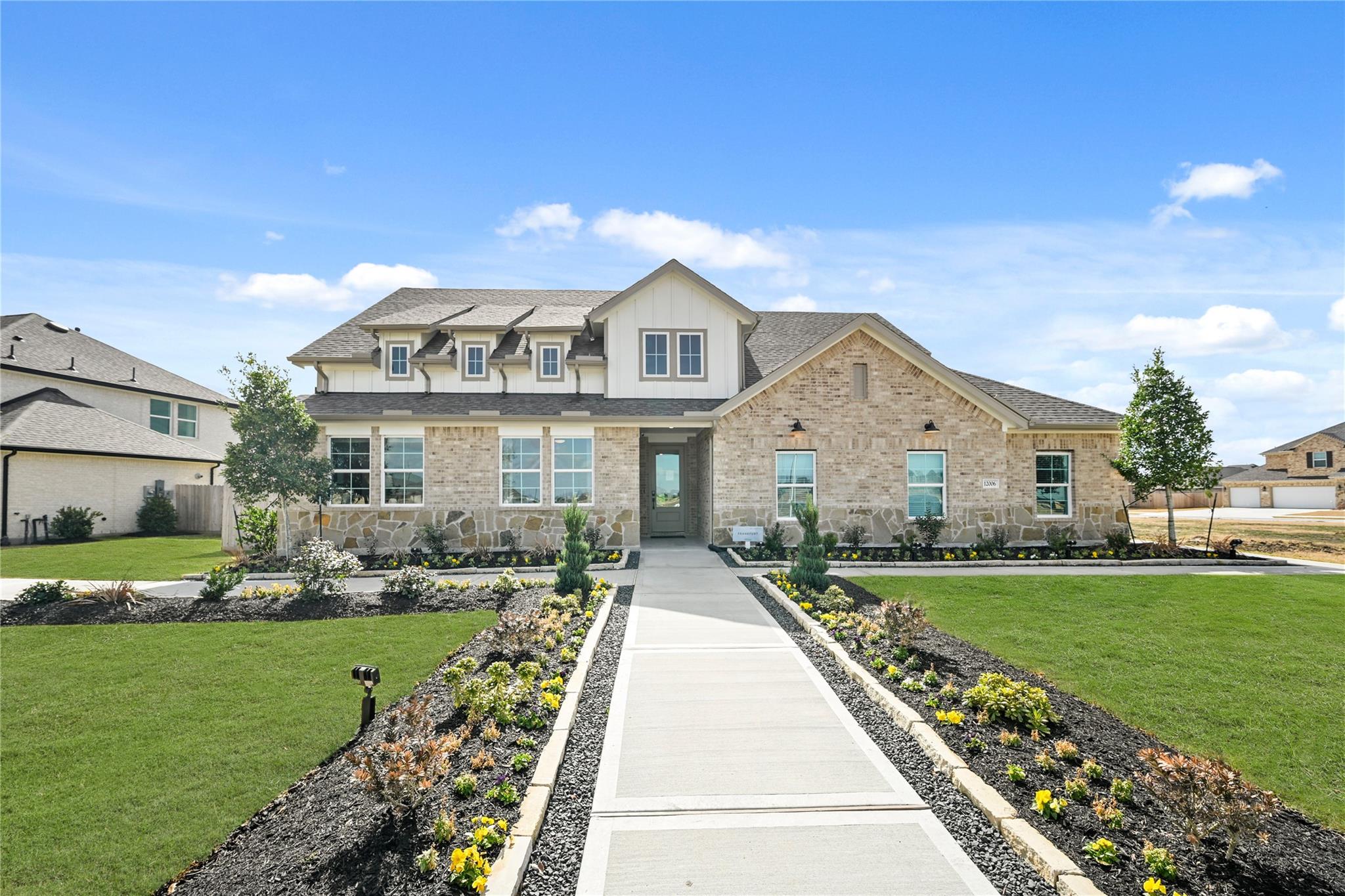 11918 Willow Way Avenue — photo