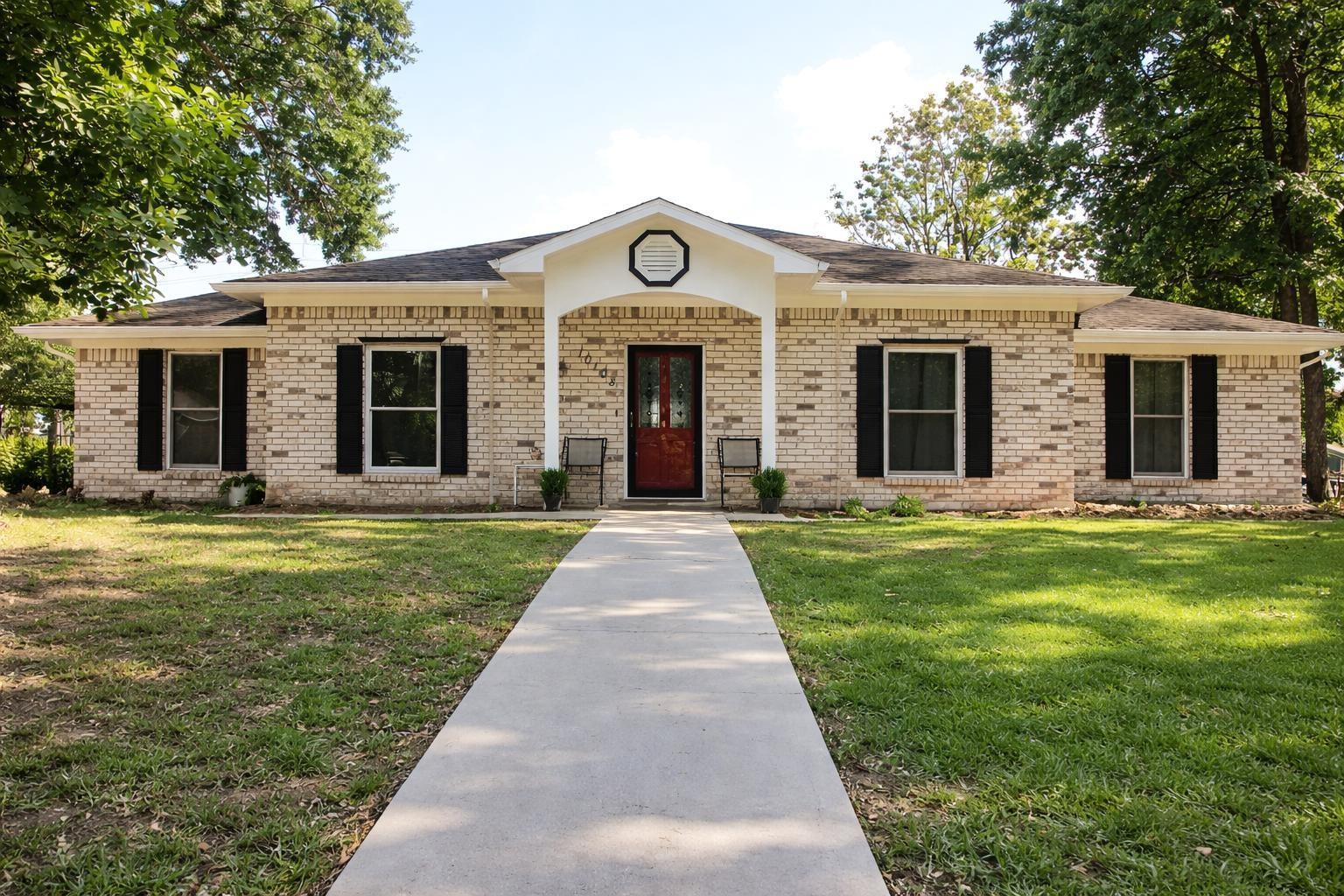 10108 Woodhollow Drive — photo