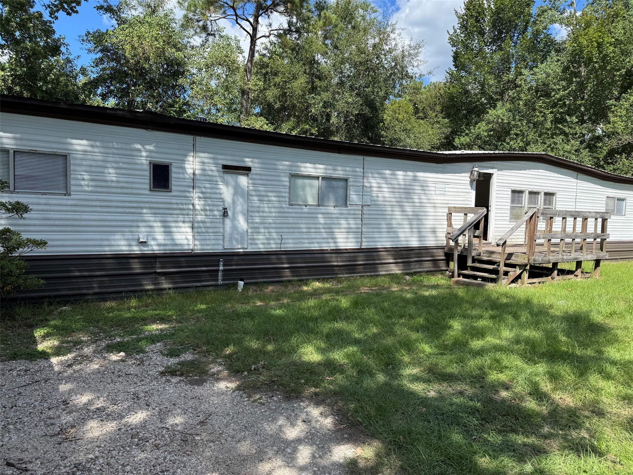 23479 Manion — photo