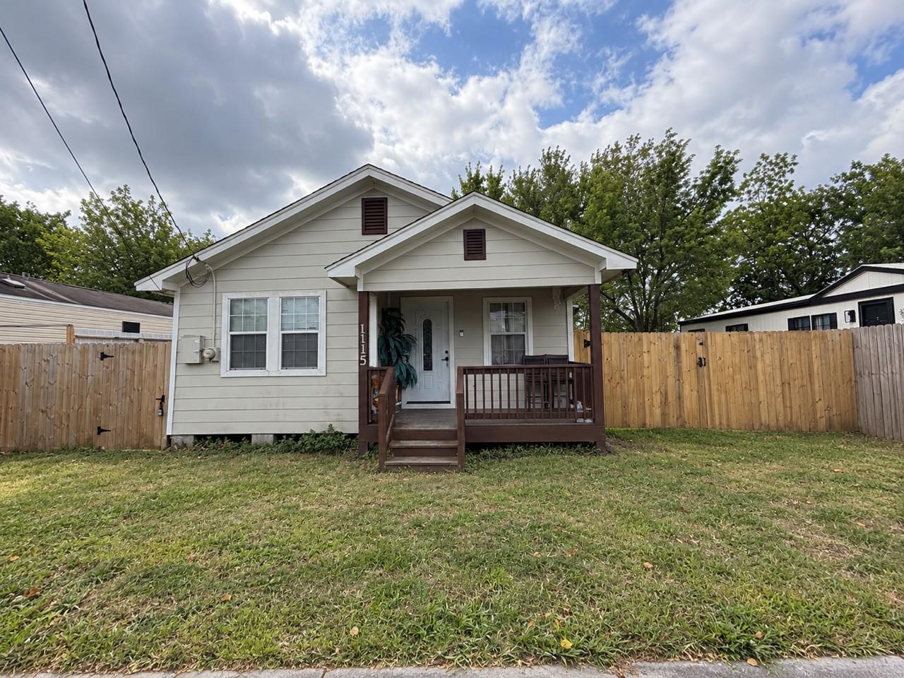 1115 Turner Street — photo