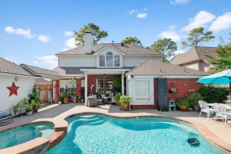15214 Evergreen Knoll Lane — photo