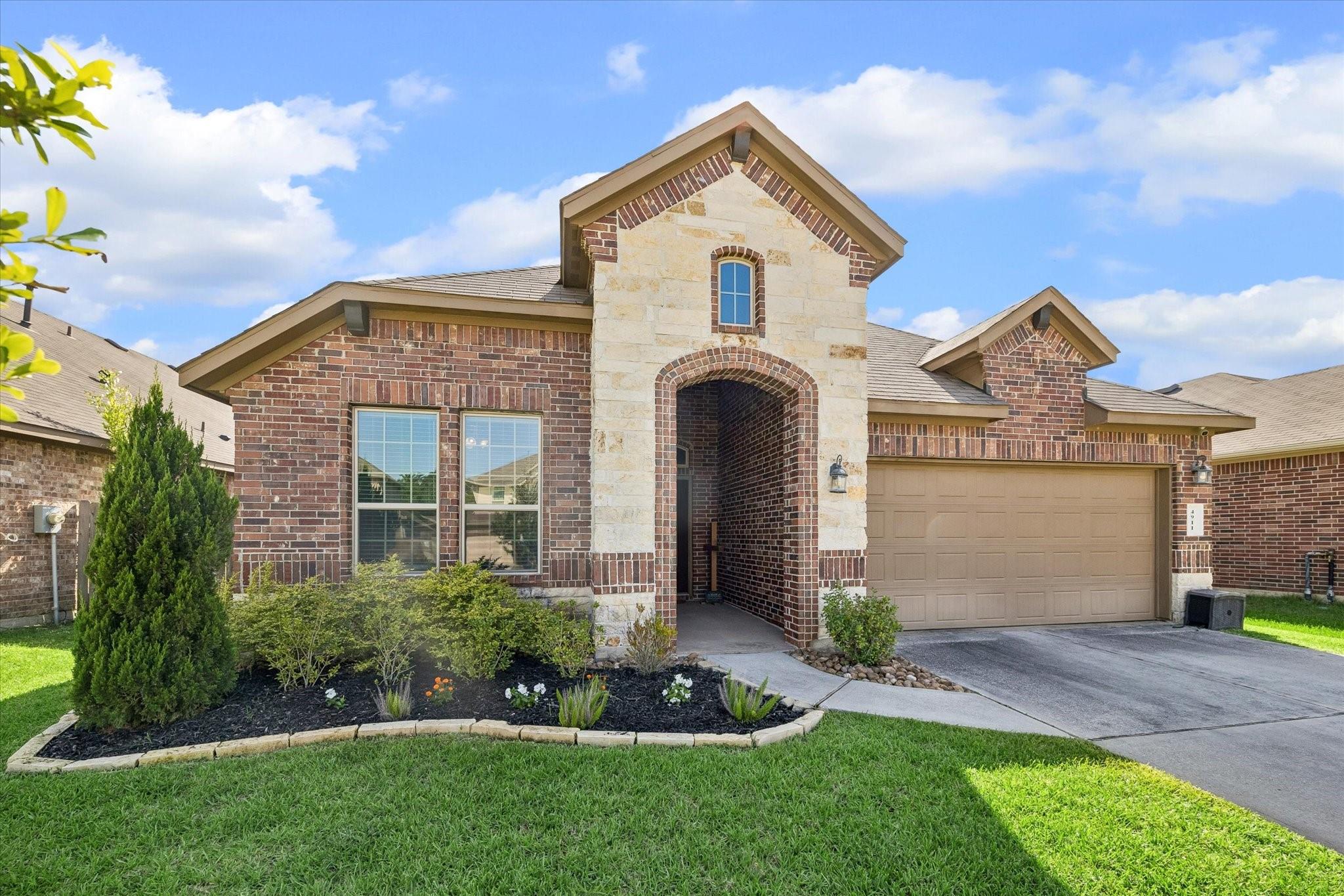 4911 Creekside Haven Trail — photo