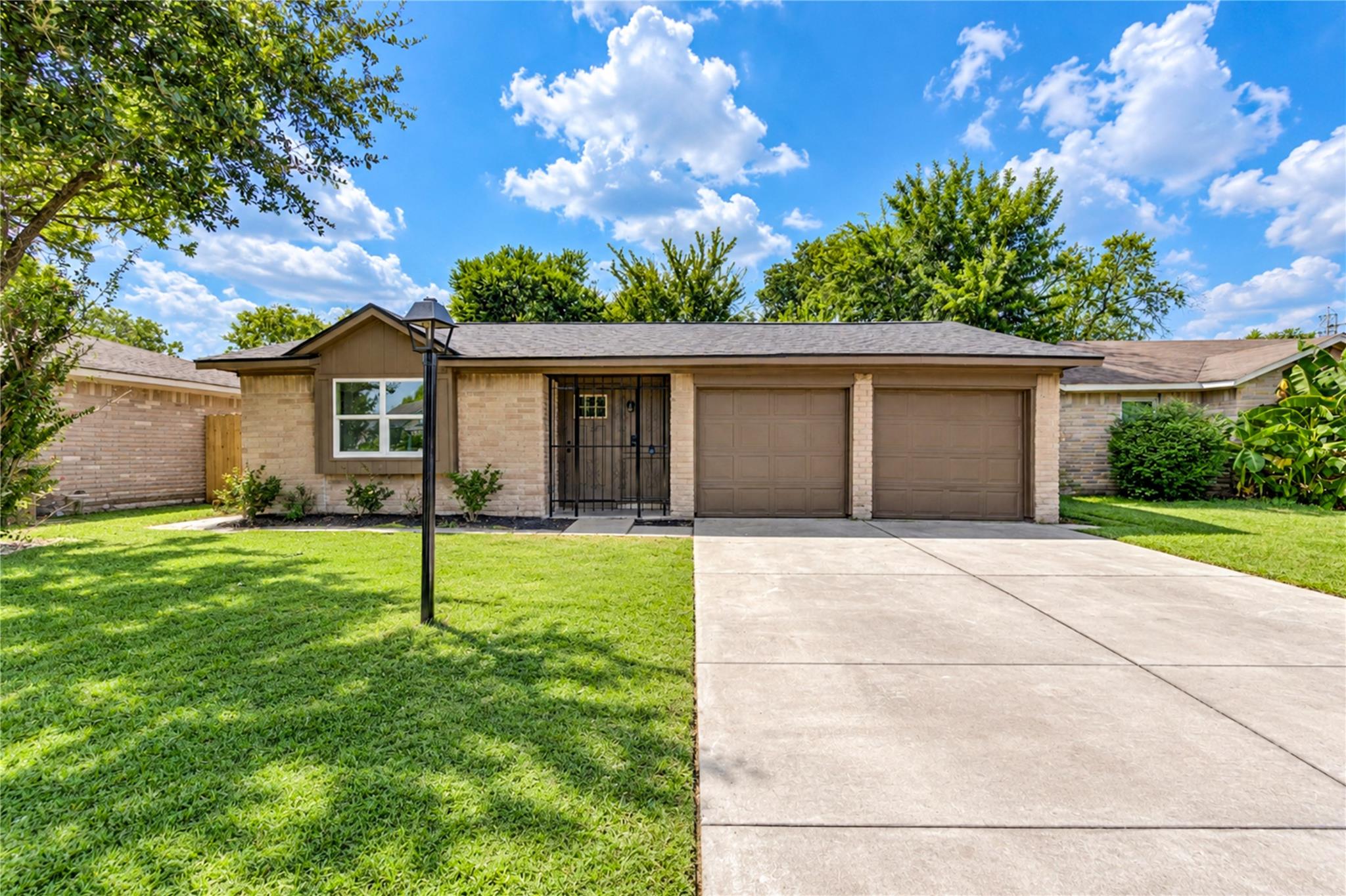 12118 Jutland Road — photo
