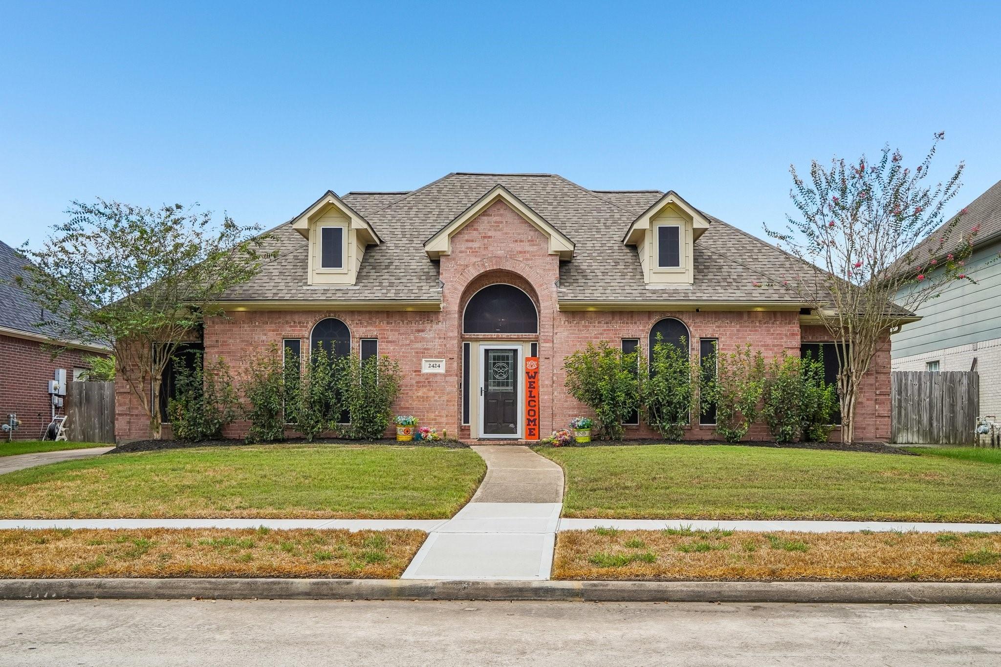2424 Piney Woods Drive — photo