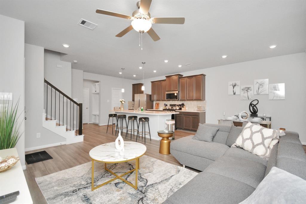 1524 Parkland Oak Drive — photo