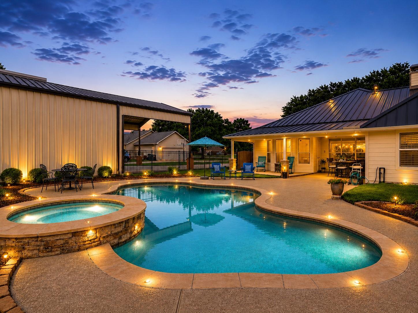 3326 River Bend Drive — photo