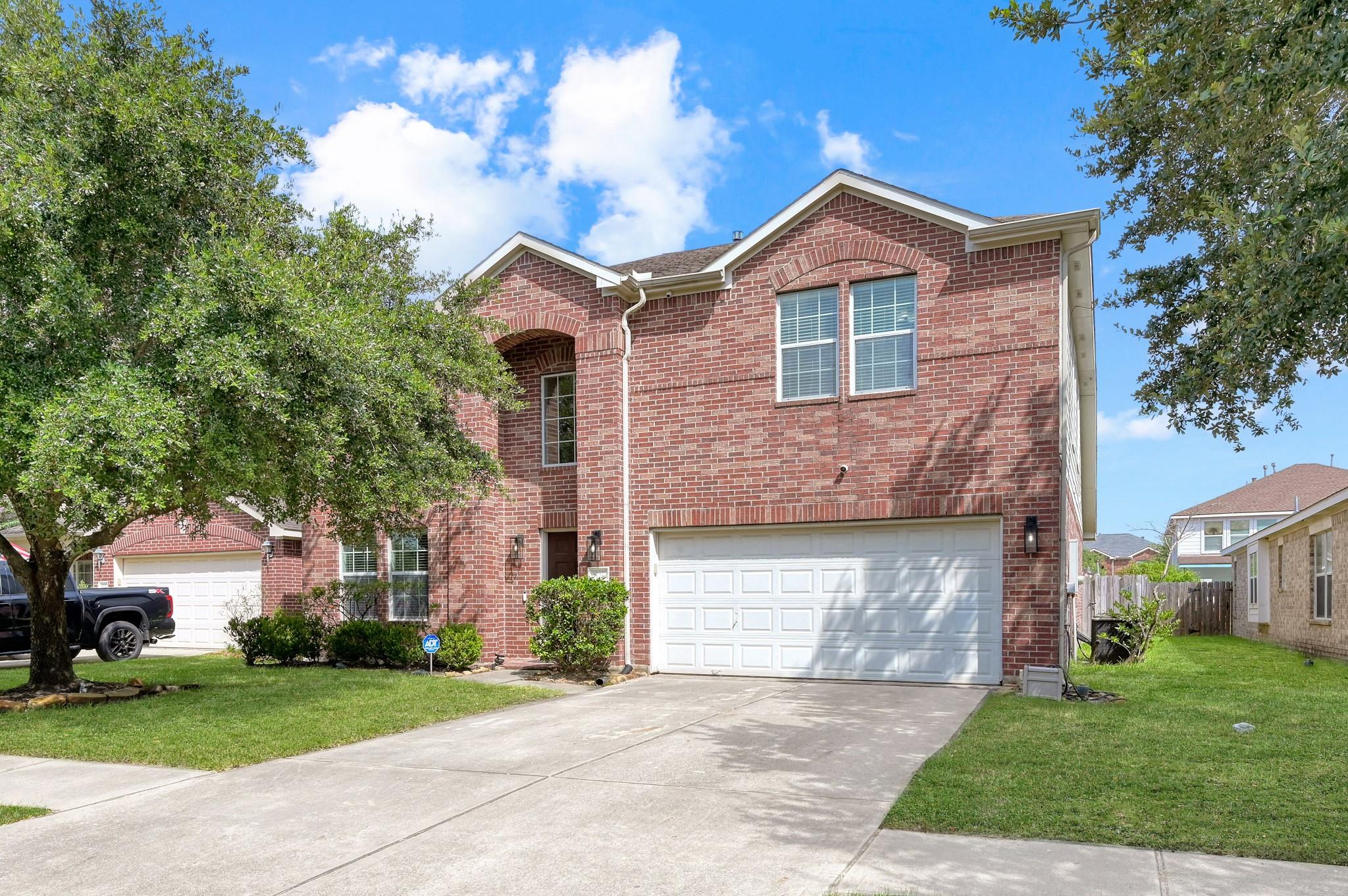 30327 Deleon Fields Drive — photo