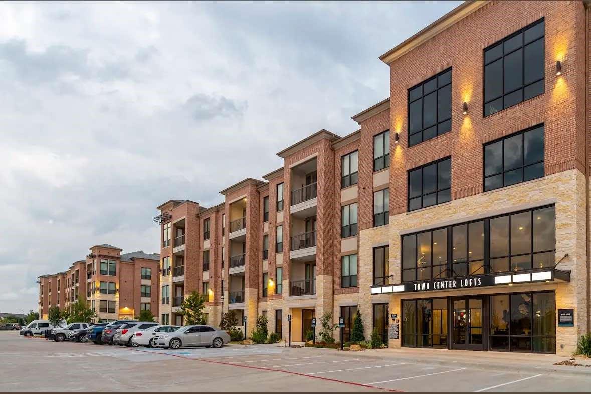 7204 Town Center Boulevard #B4 — photo