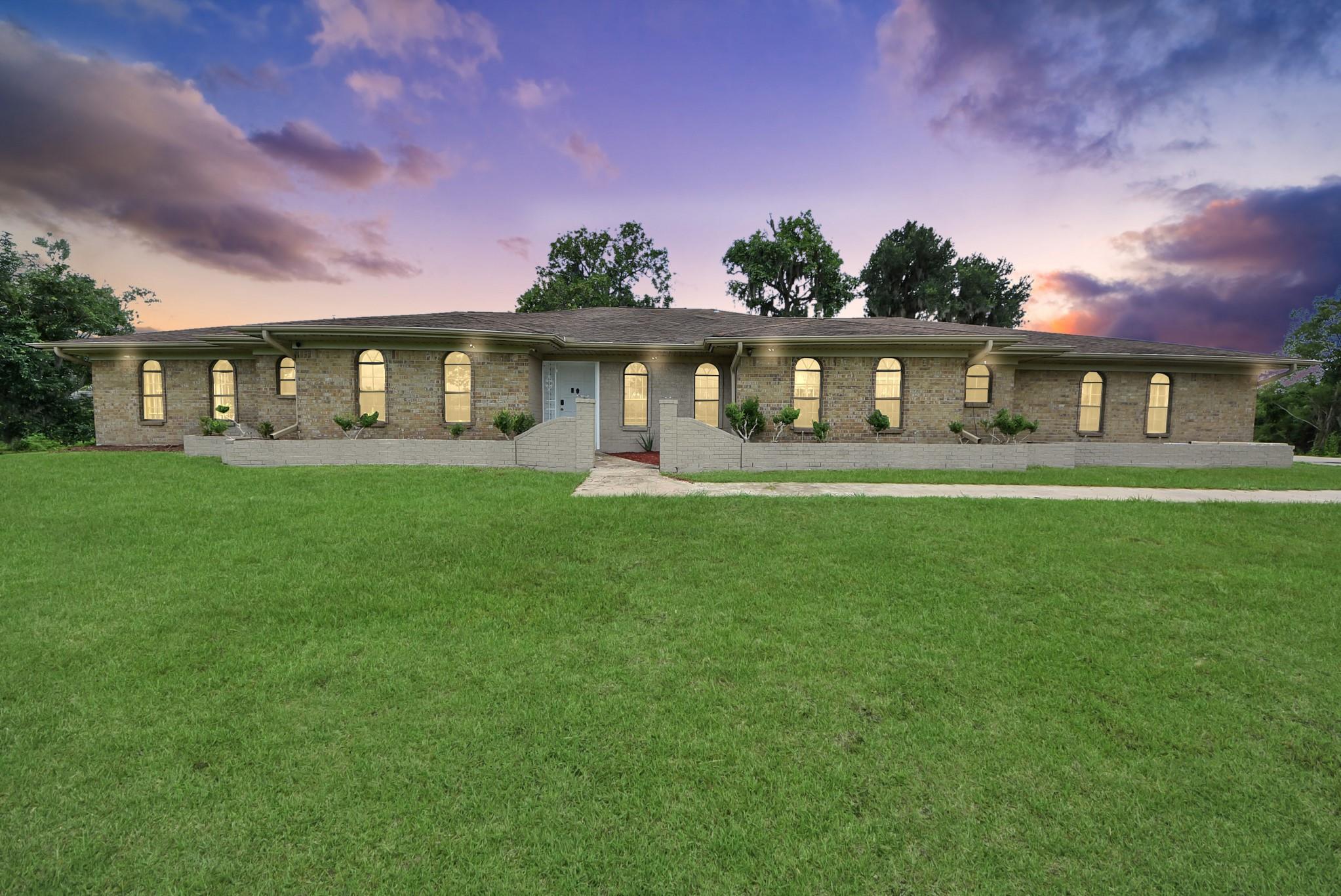 5241 County Road 819 — photo