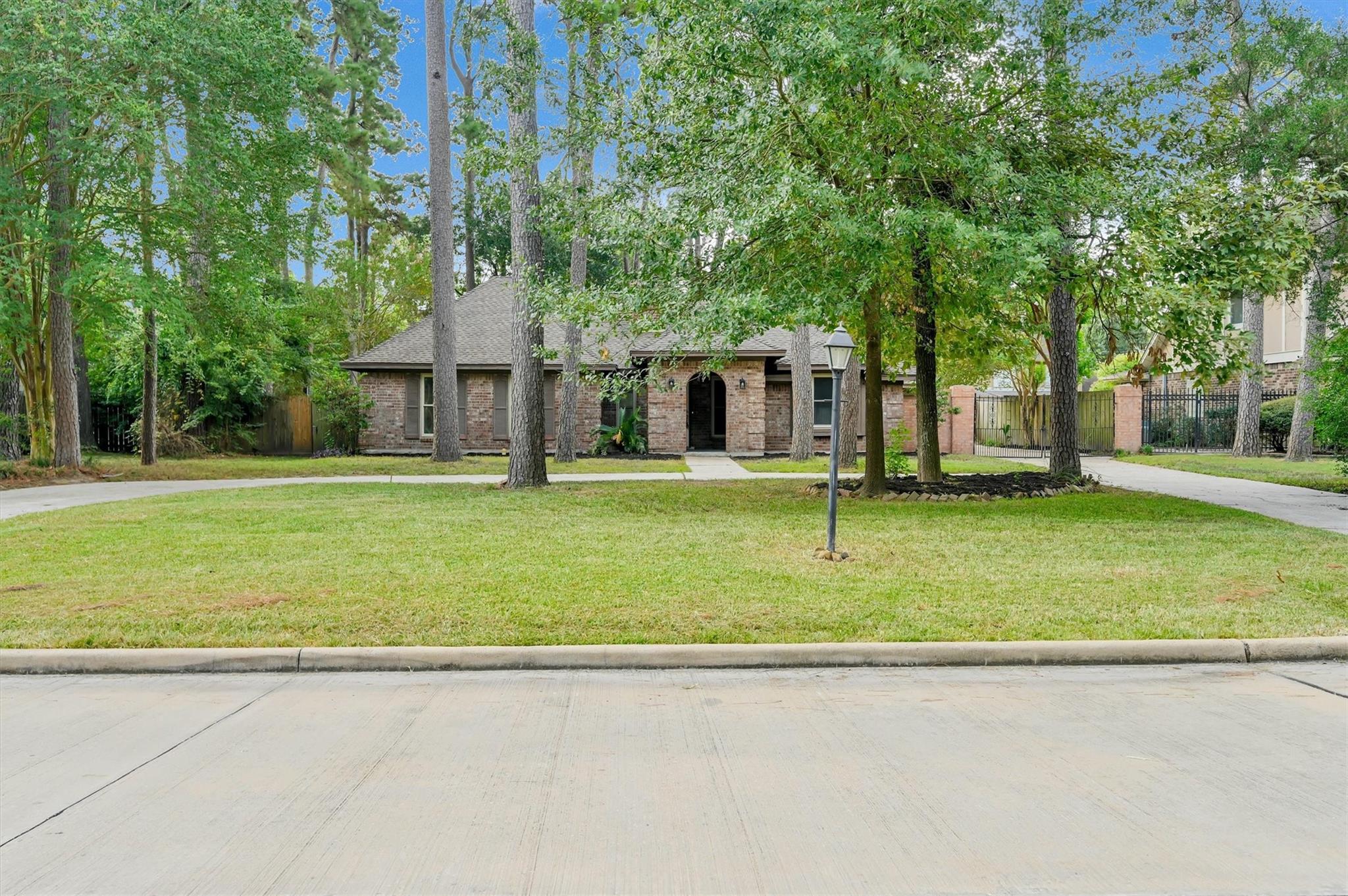6415 Moccasin Bend Drive — photo