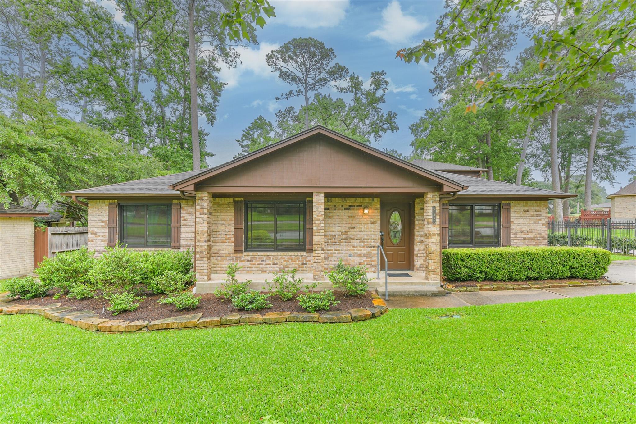 252 Springs Edge Drive — photo