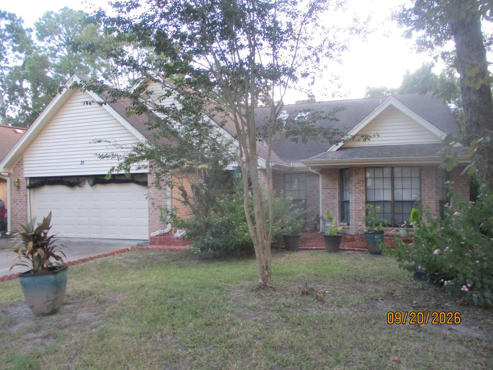 25 Dover Drive, Conroe, TX 77304 — photo 3