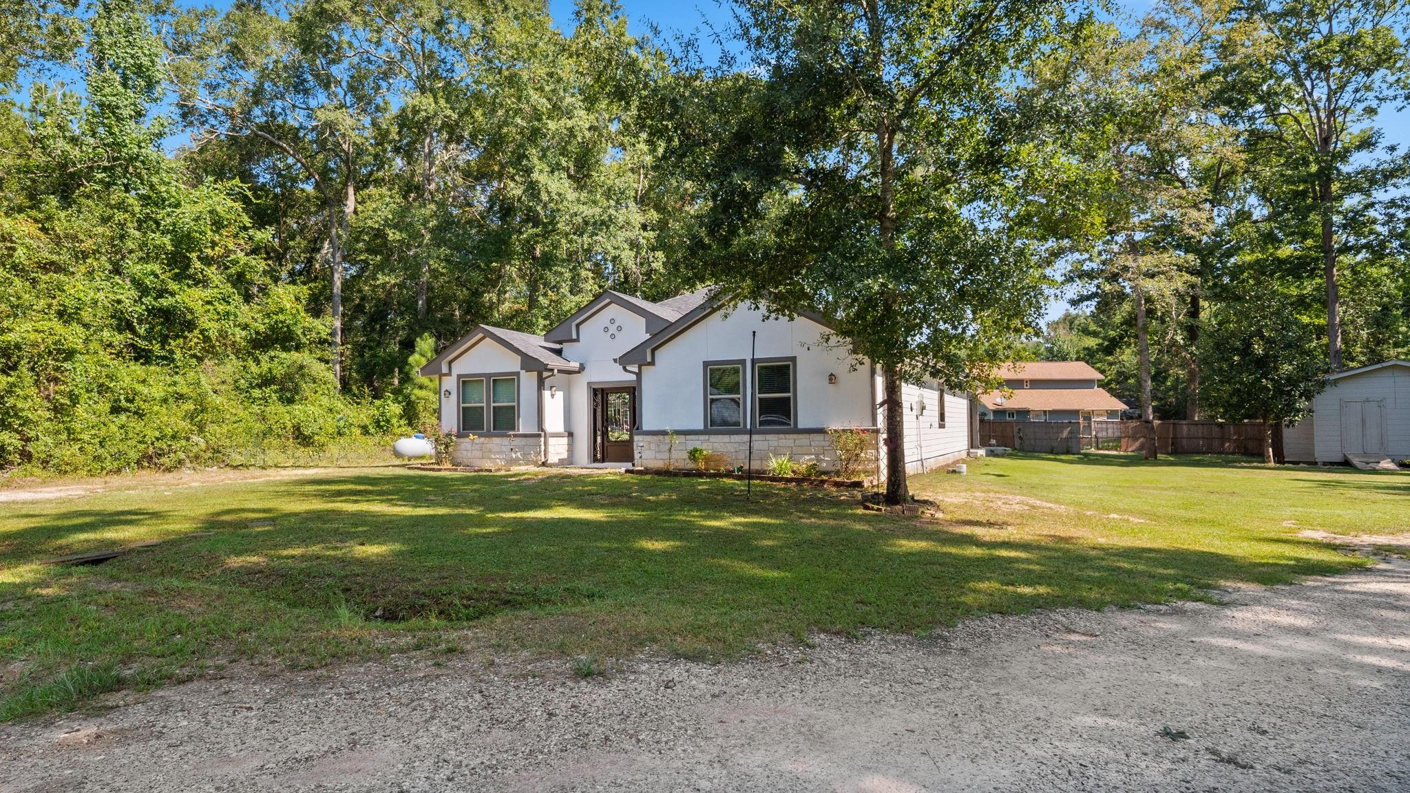 25445 Vine Circle — photo