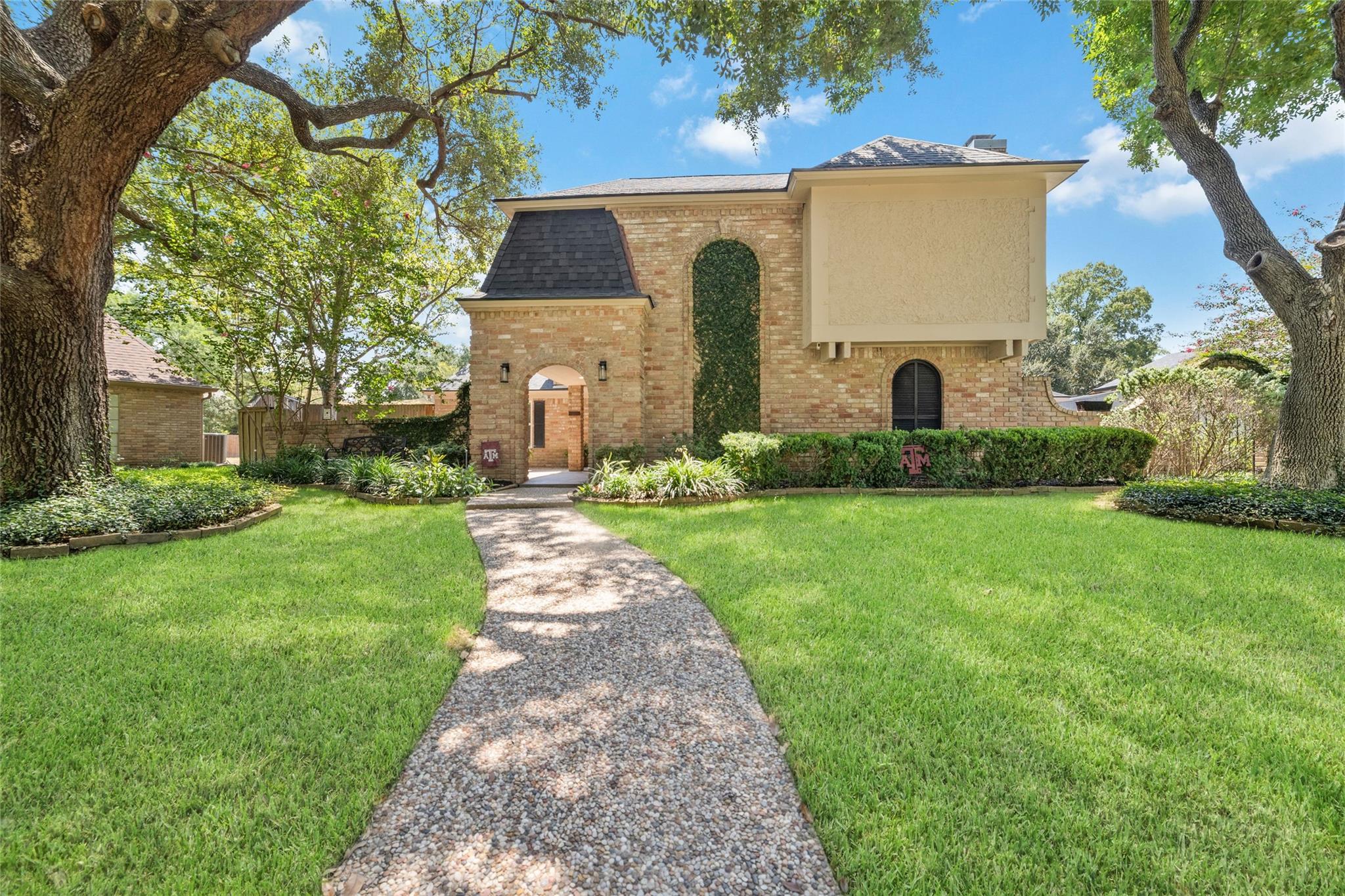 20307 Silbury Court — photo