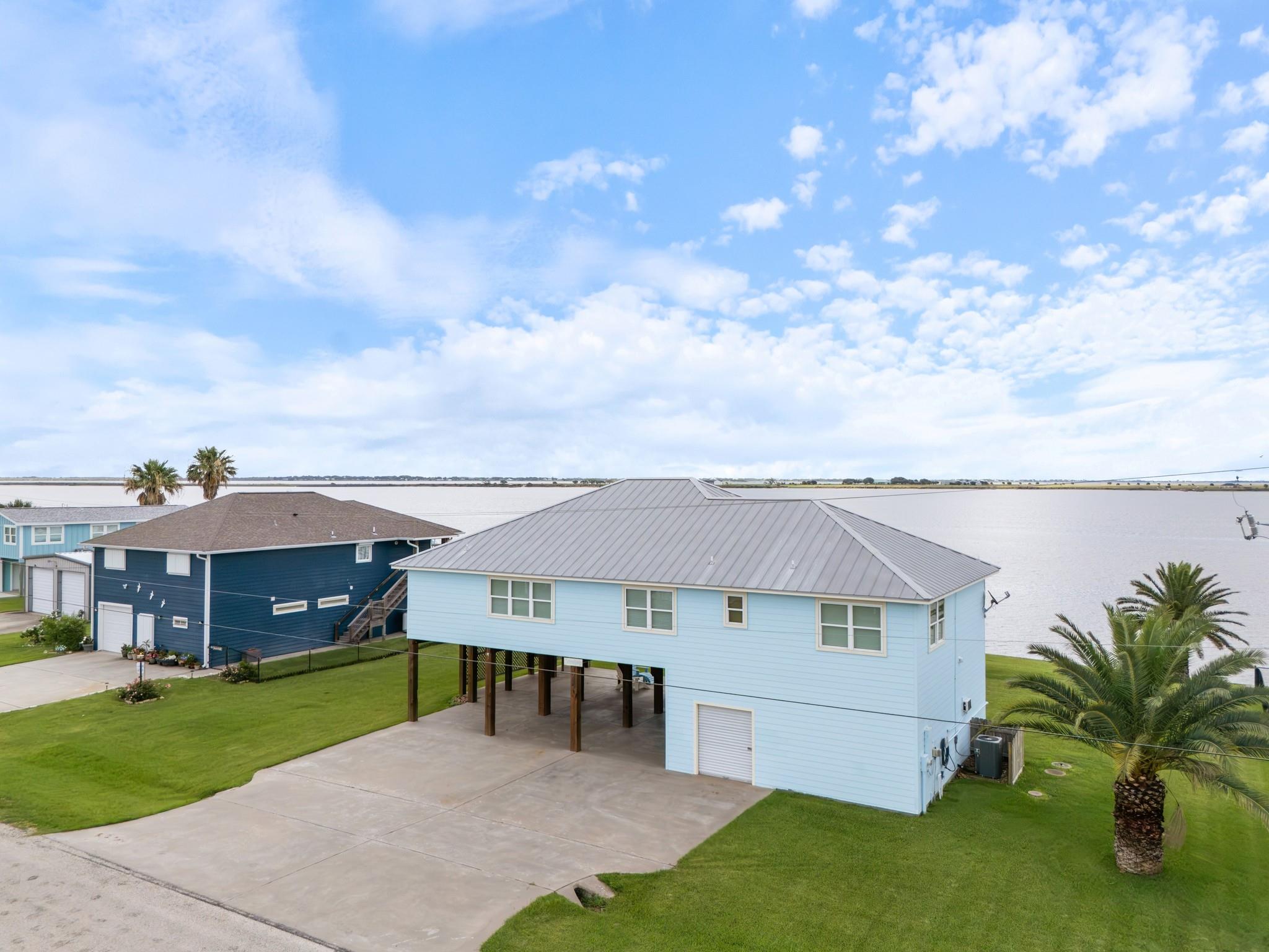 1730 W Bayshore Drive — photo