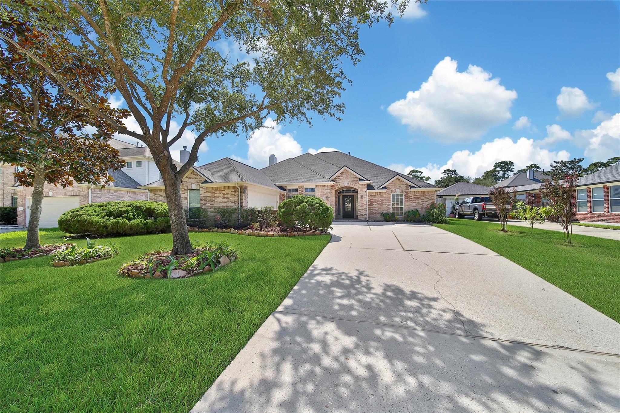 5918 Greenway Manor Lane — photo