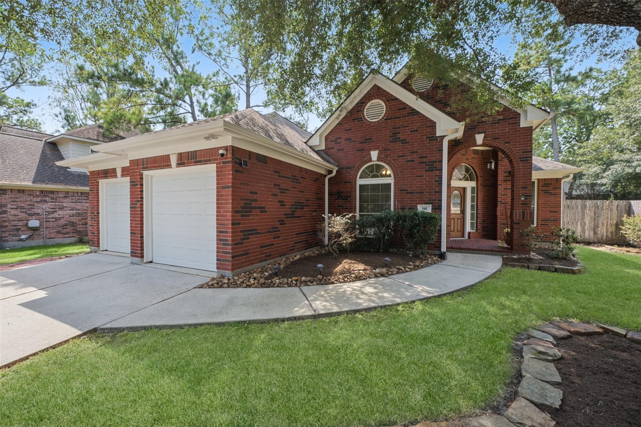 116 N Acacia Park Circle — photo