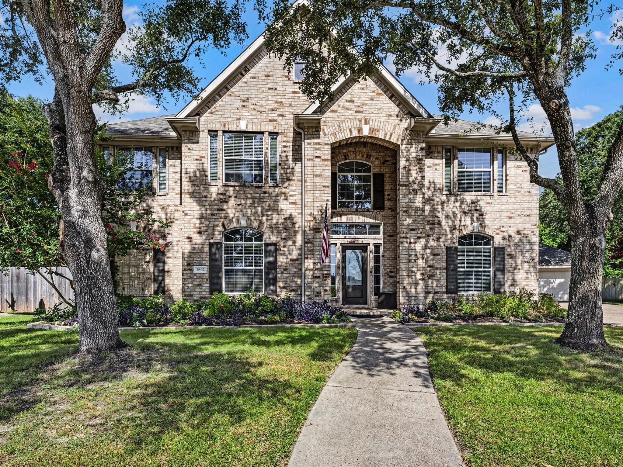3802 Coral Circle — photo