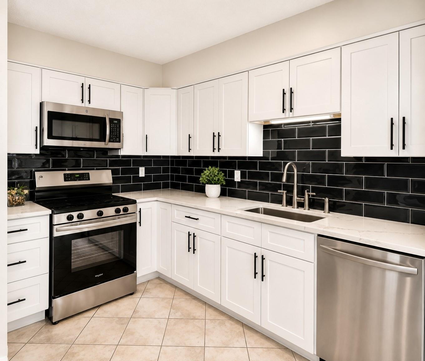 6106 W Airport Boulevard #18 — photo