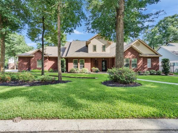 9 Robin Trail, Conroe, TX 77304 — photo 2